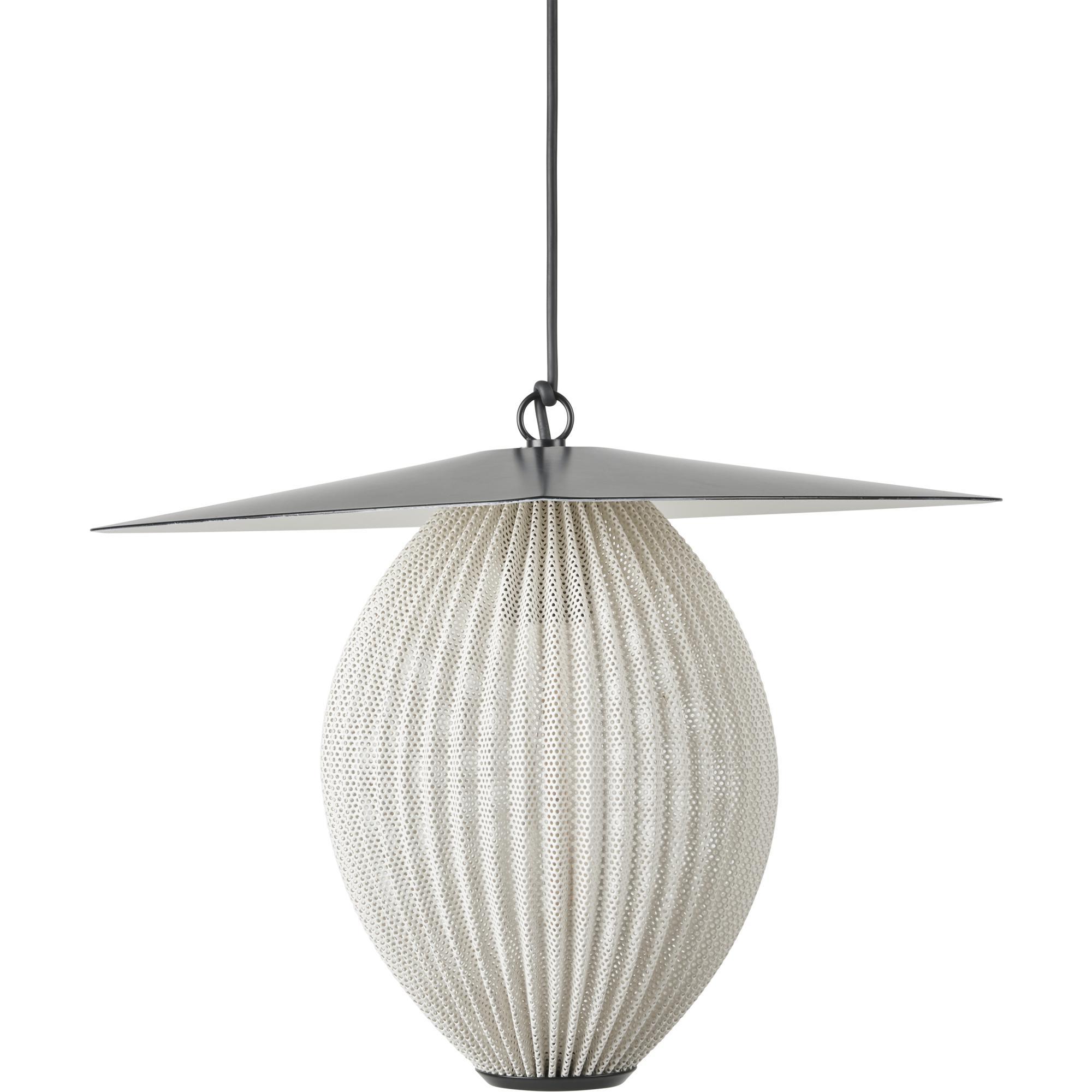 Gubi Satellite Outdoor Pendant Ø27 Cream White