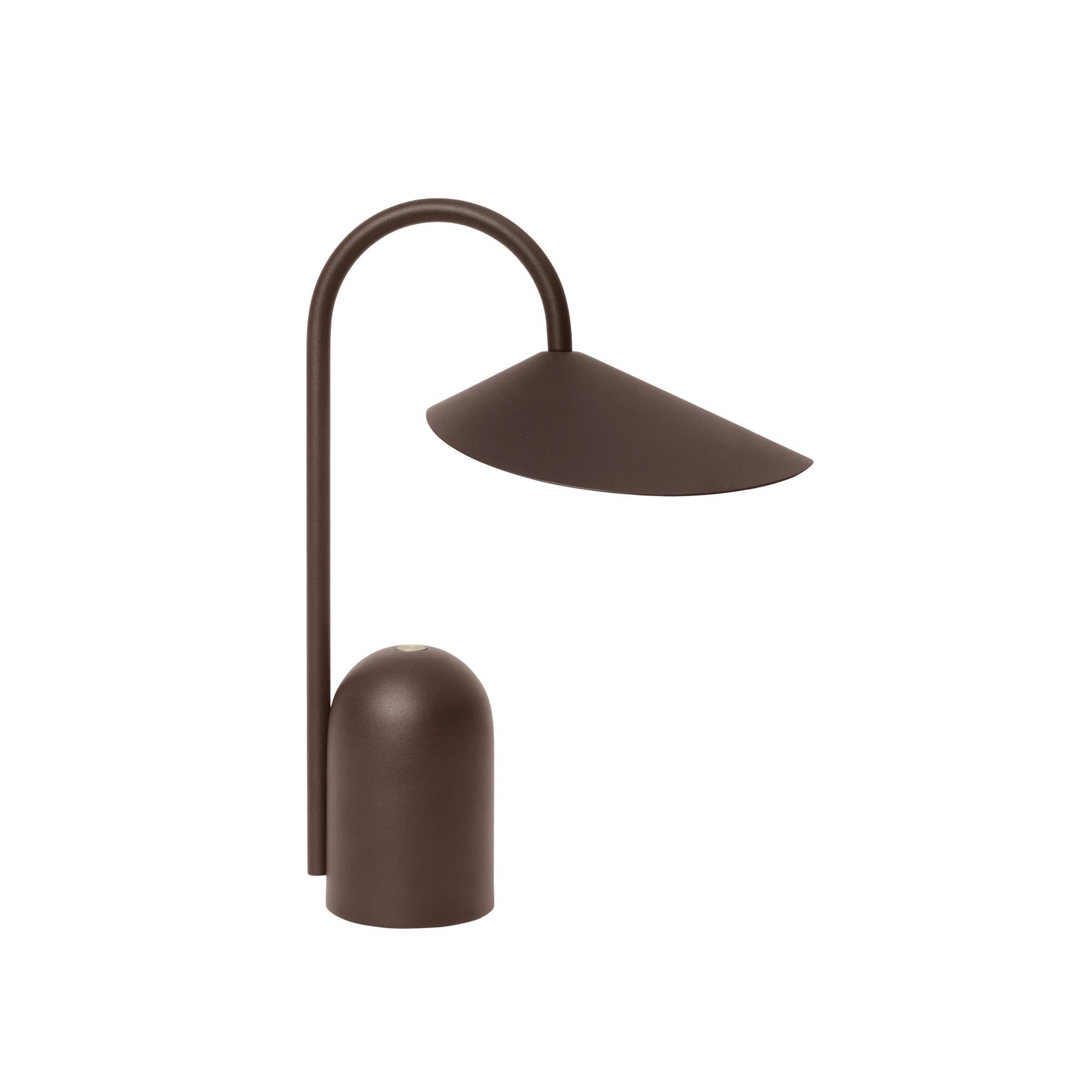 Lámpara portátil Ferm Living Arum Chocolate oscuro