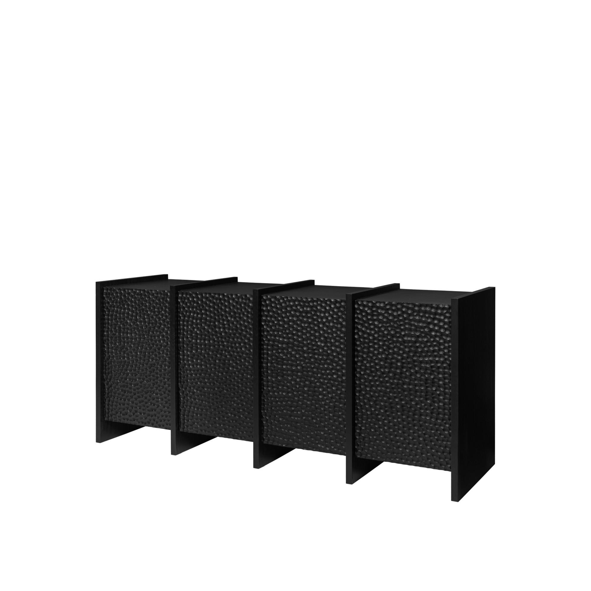 Armario Scarni de Ferm Living, fresno teñido oscuro