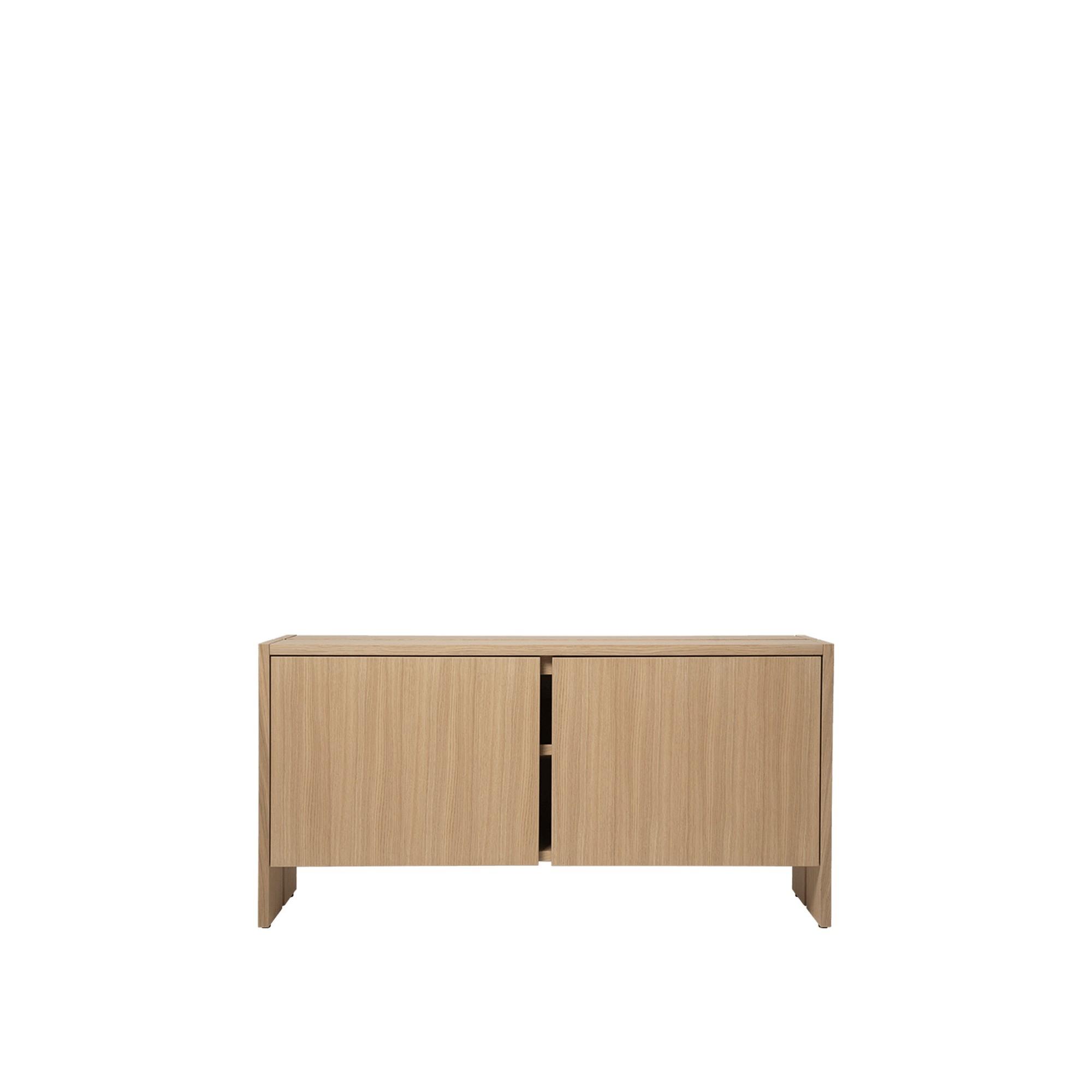 Armario de recibidor Parcel Hall de Ferm Living H50 Roble natural