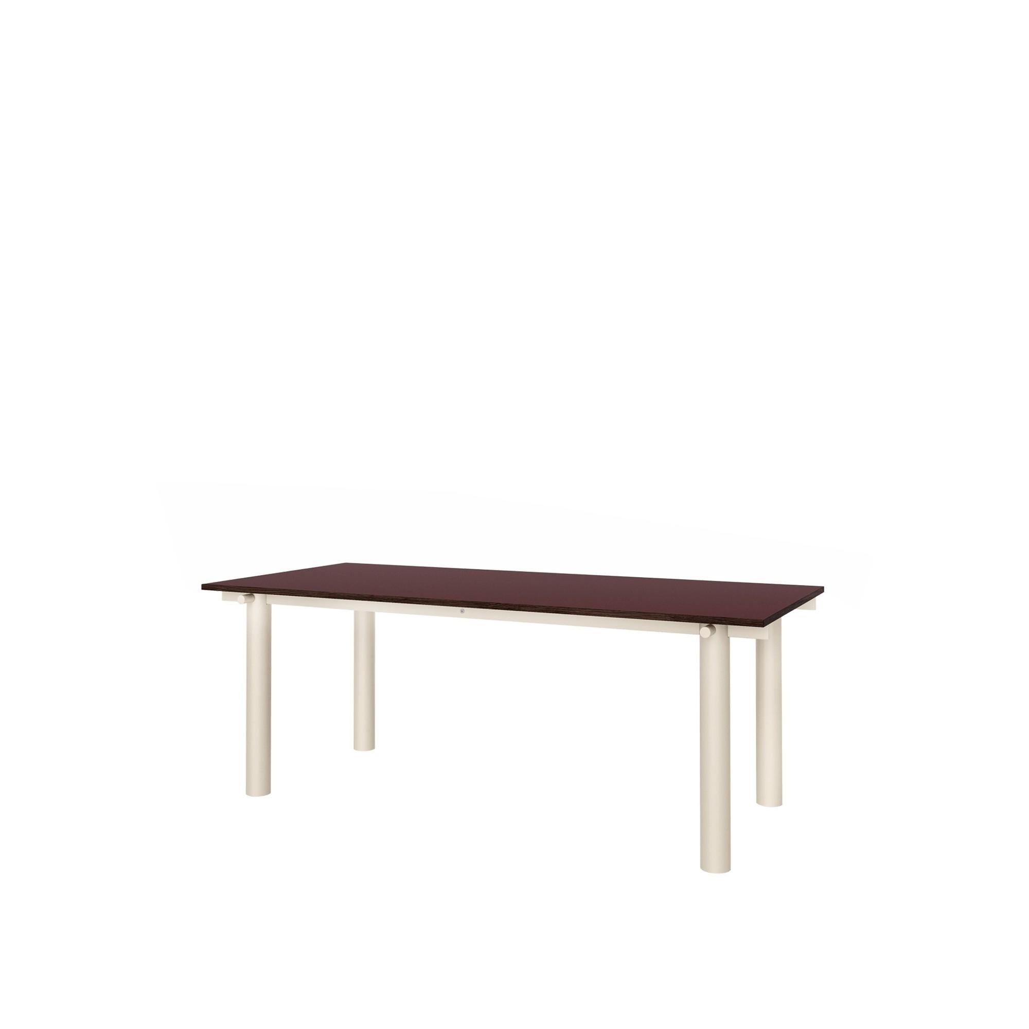 Ferm Living Atura Tavolo da pranzo 200x90 Cashmere chiaro/ Borgogna