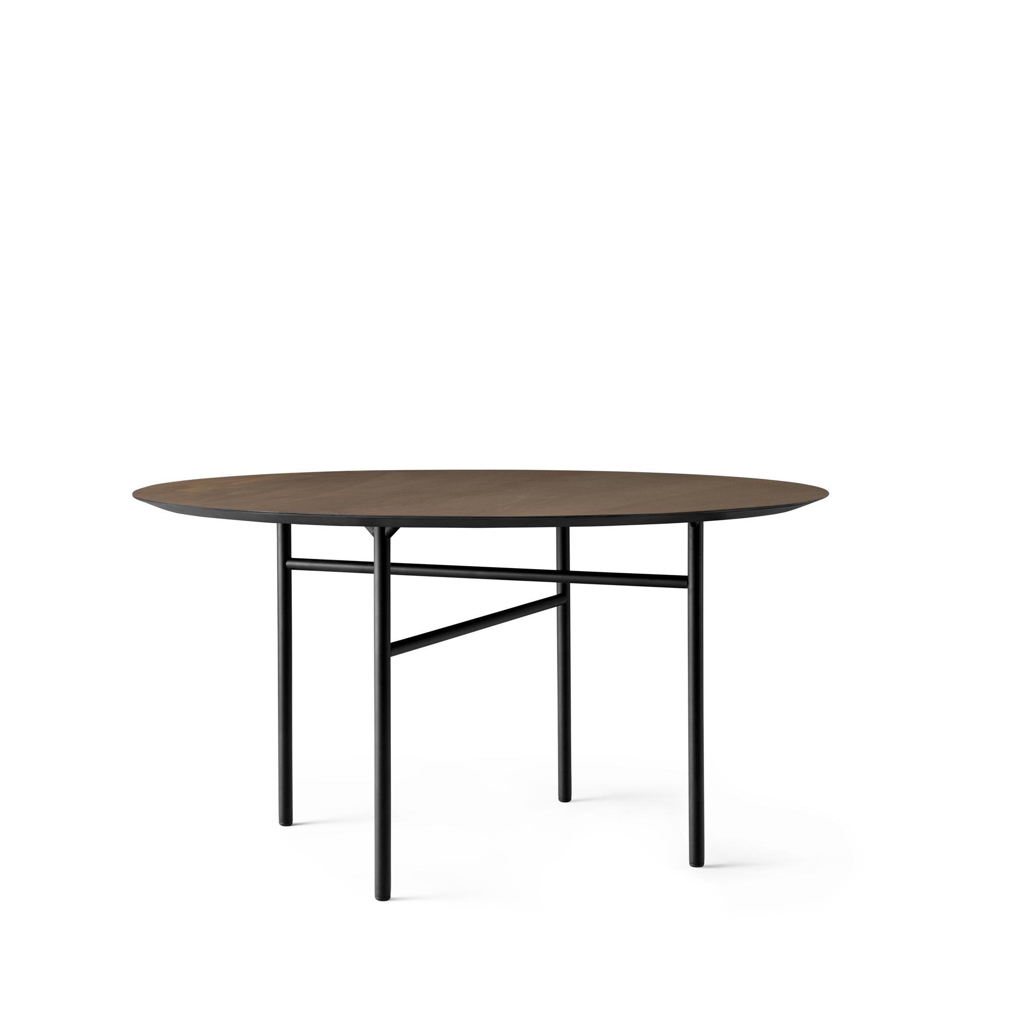 Audo Snaregade Dining Table Round Ø138 Black & Dark Stained Oak