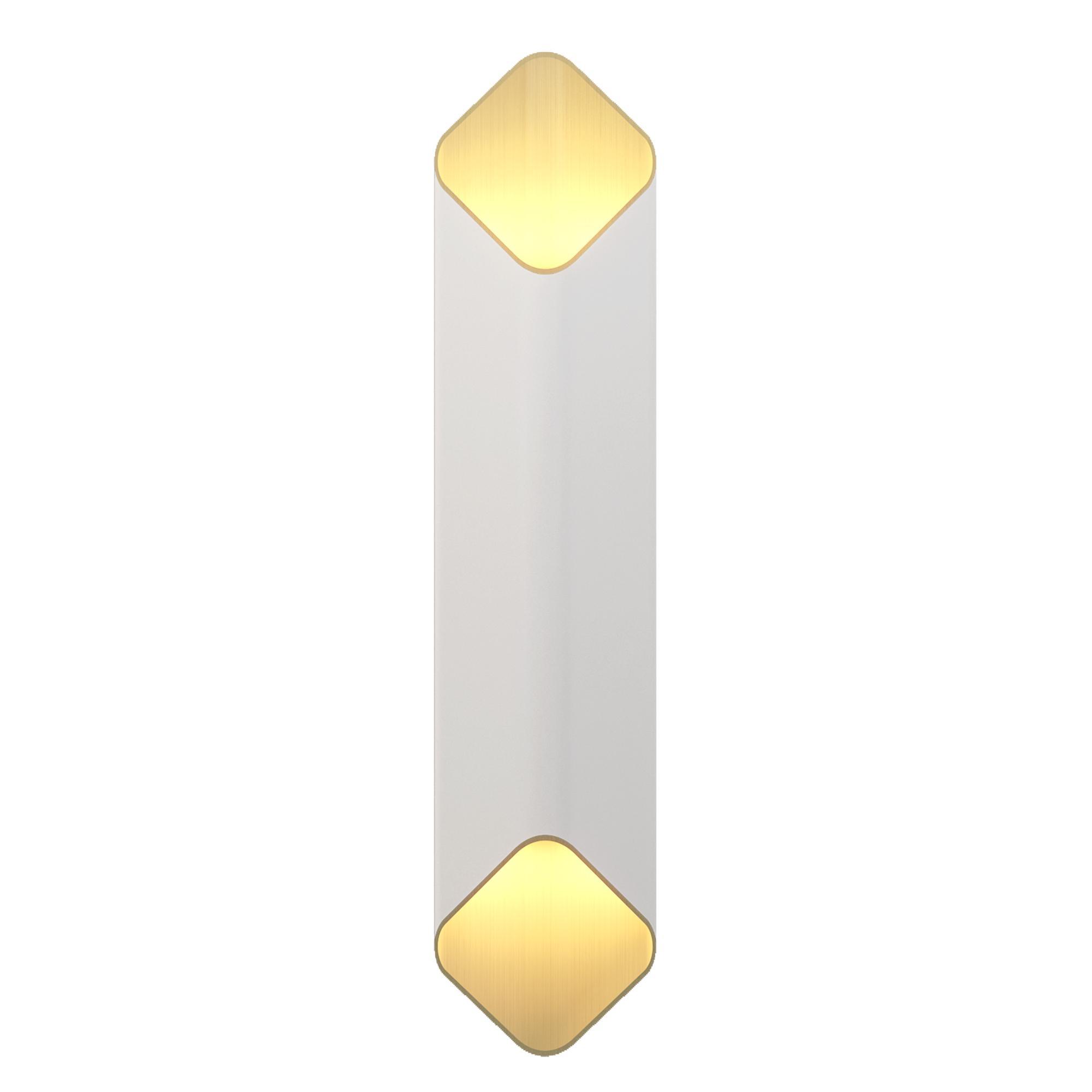 Astro Ako 600 Phase Wall Lamp Matt White/ Gold