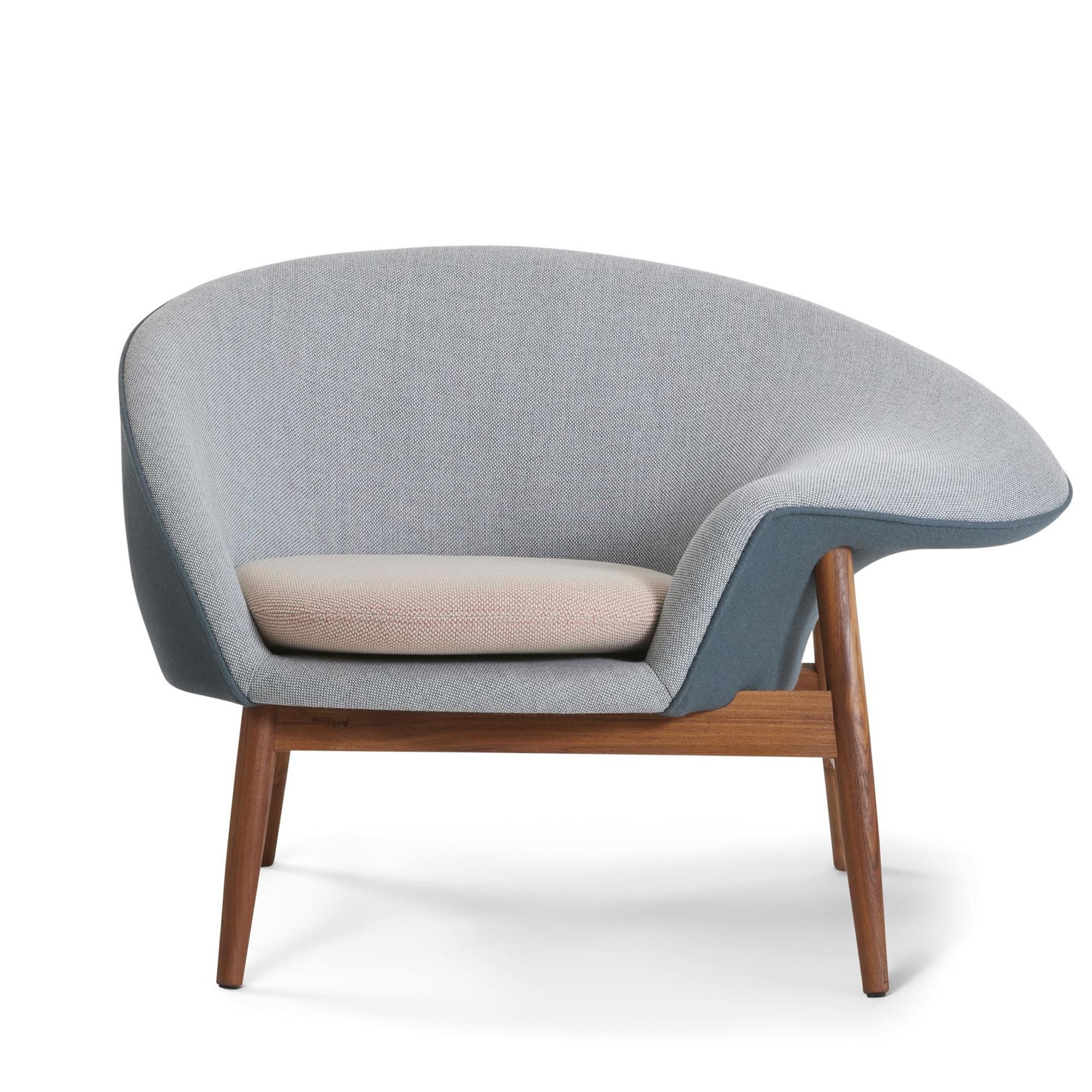 Warm Nordic Fried Egg Right Armchair Hero 991/Rewo828/Merit034