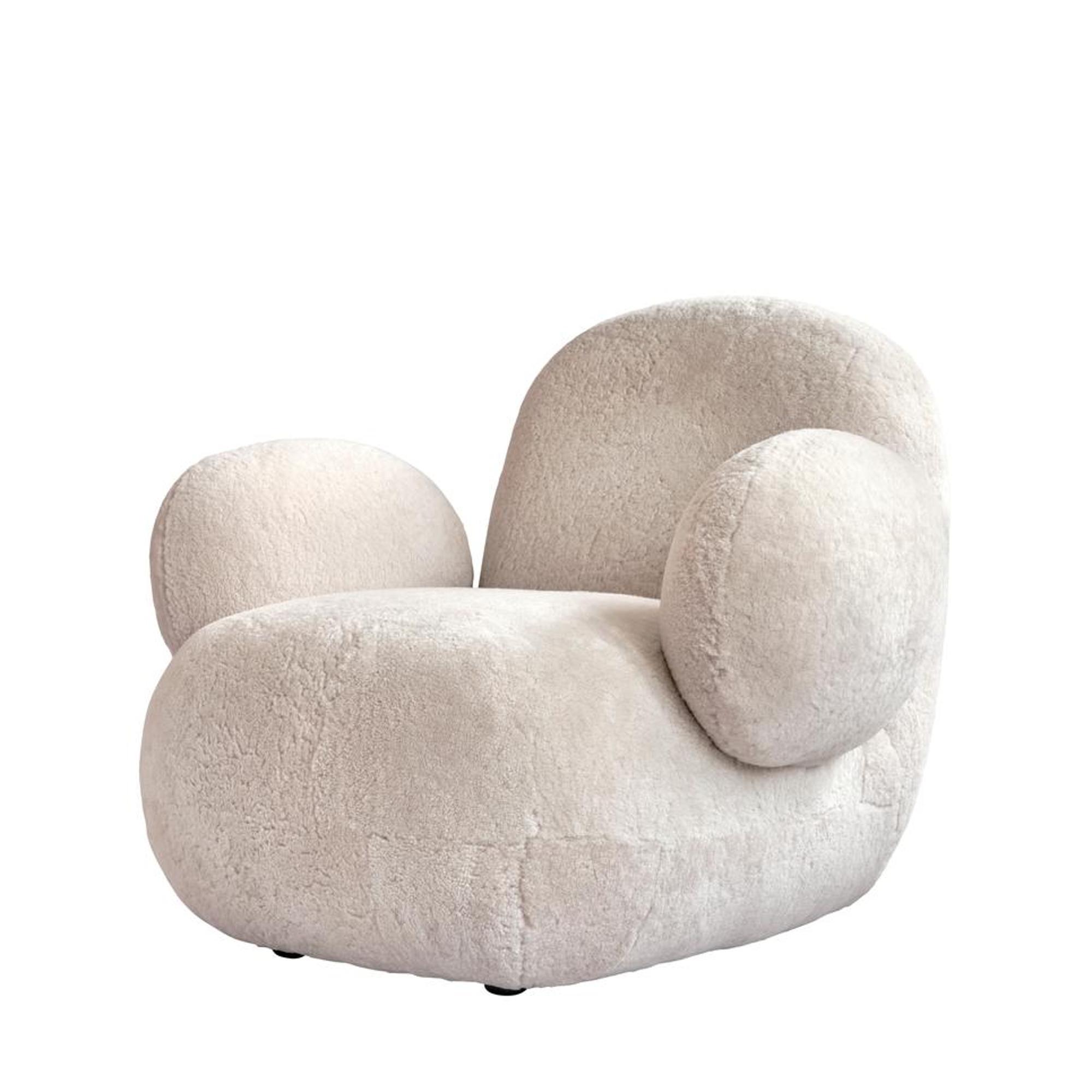 101 Copenhagen Toe Armchair With Armrest Sandshell/Sheepskin