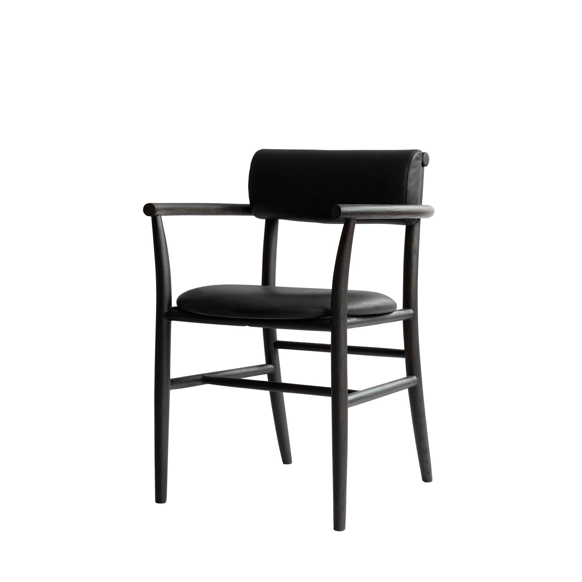 101 Copenhagen Nama Dining Chair with Armrest Coffee Black/Aniline Black Leather