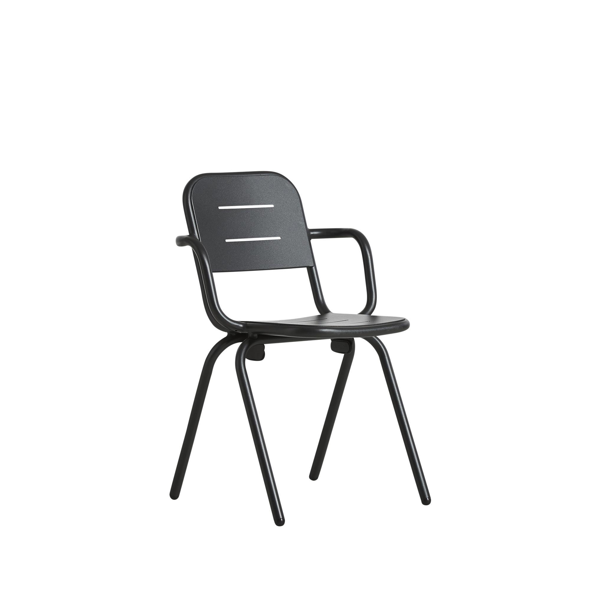 Woud Ray Café Stol M. Armlæn Sort