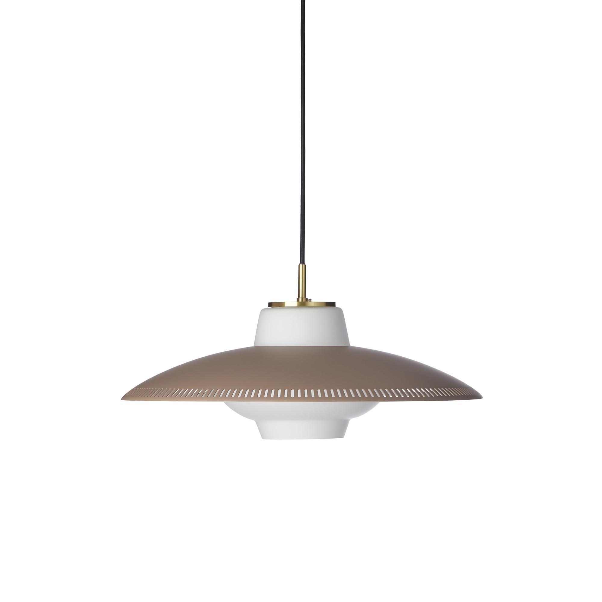 Warme Scandinavische Shade Hanglamp met Hazelnootbruine Kap