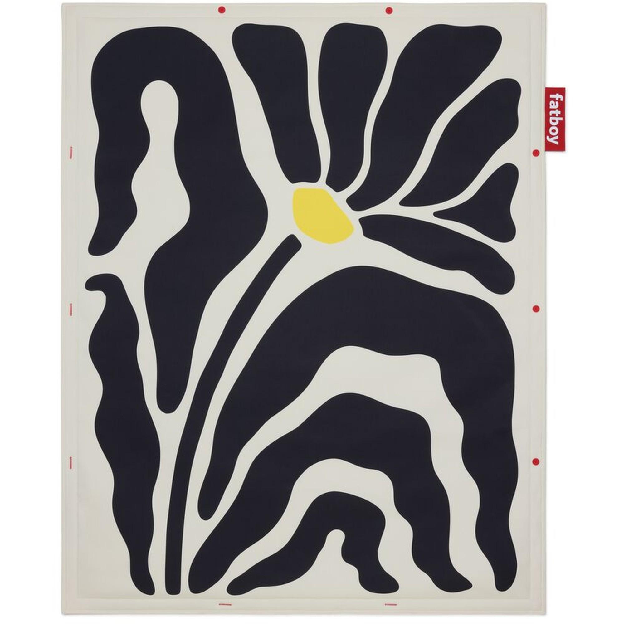 Alfombra Fatboy Flying Carpet de 140x180 Cm, Crema Botánico/ Negro.