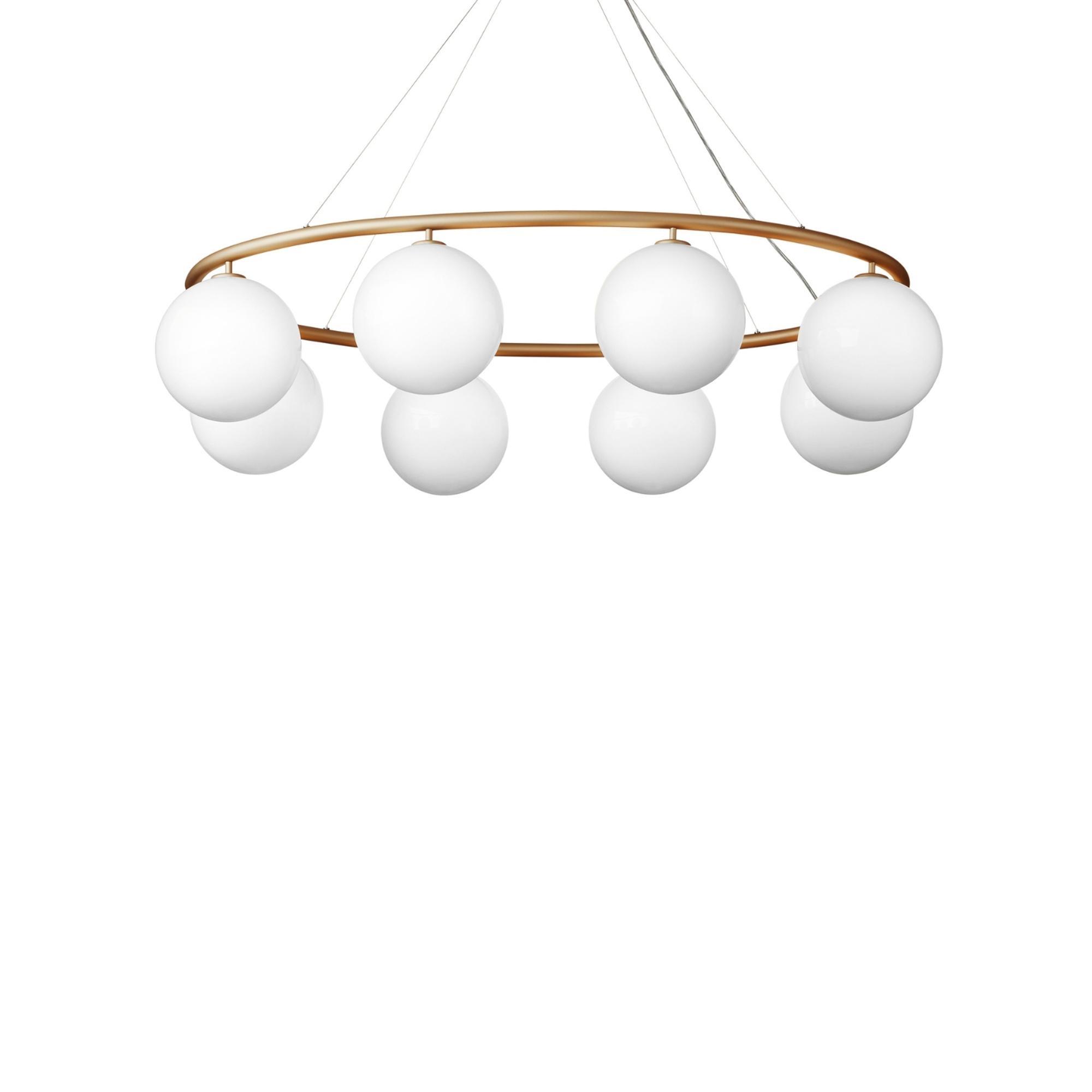 Nuura Miira 8 Oval Lysekrone Messing/Opal