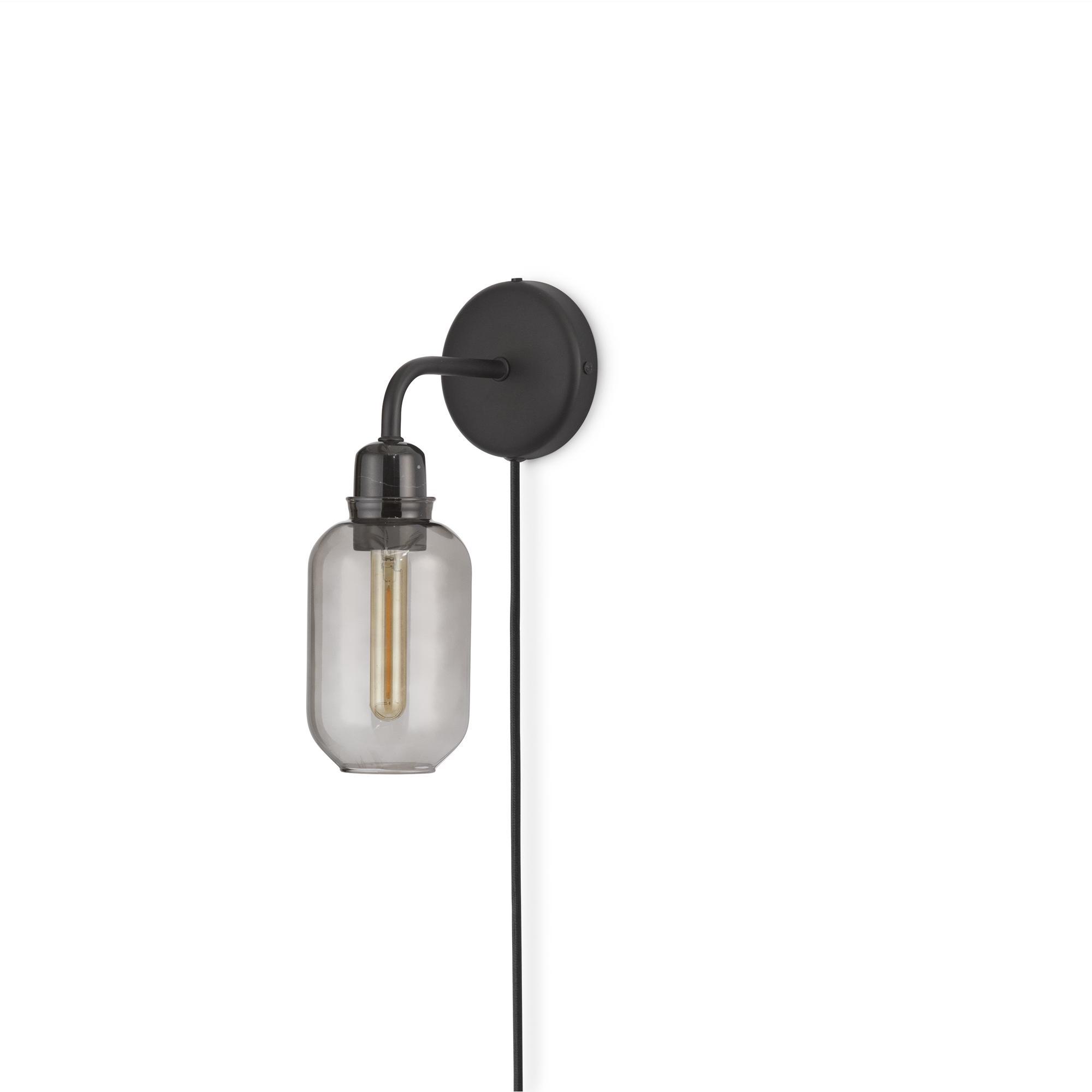 Normann Copenhagen Amp Wandlamp Rook/ Zwart