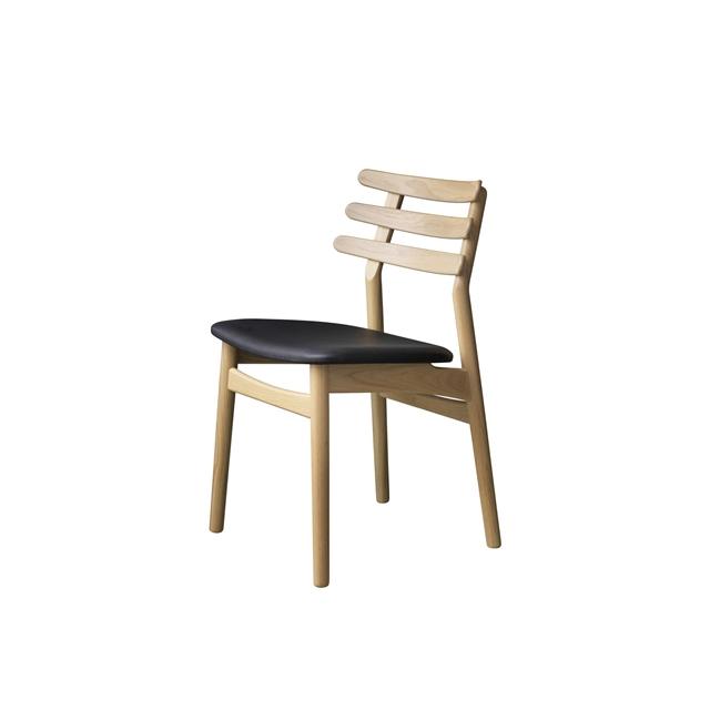 2: FDB Møbler J48 Spisebordsstol Matlakeret Egetræ/Sort Læder