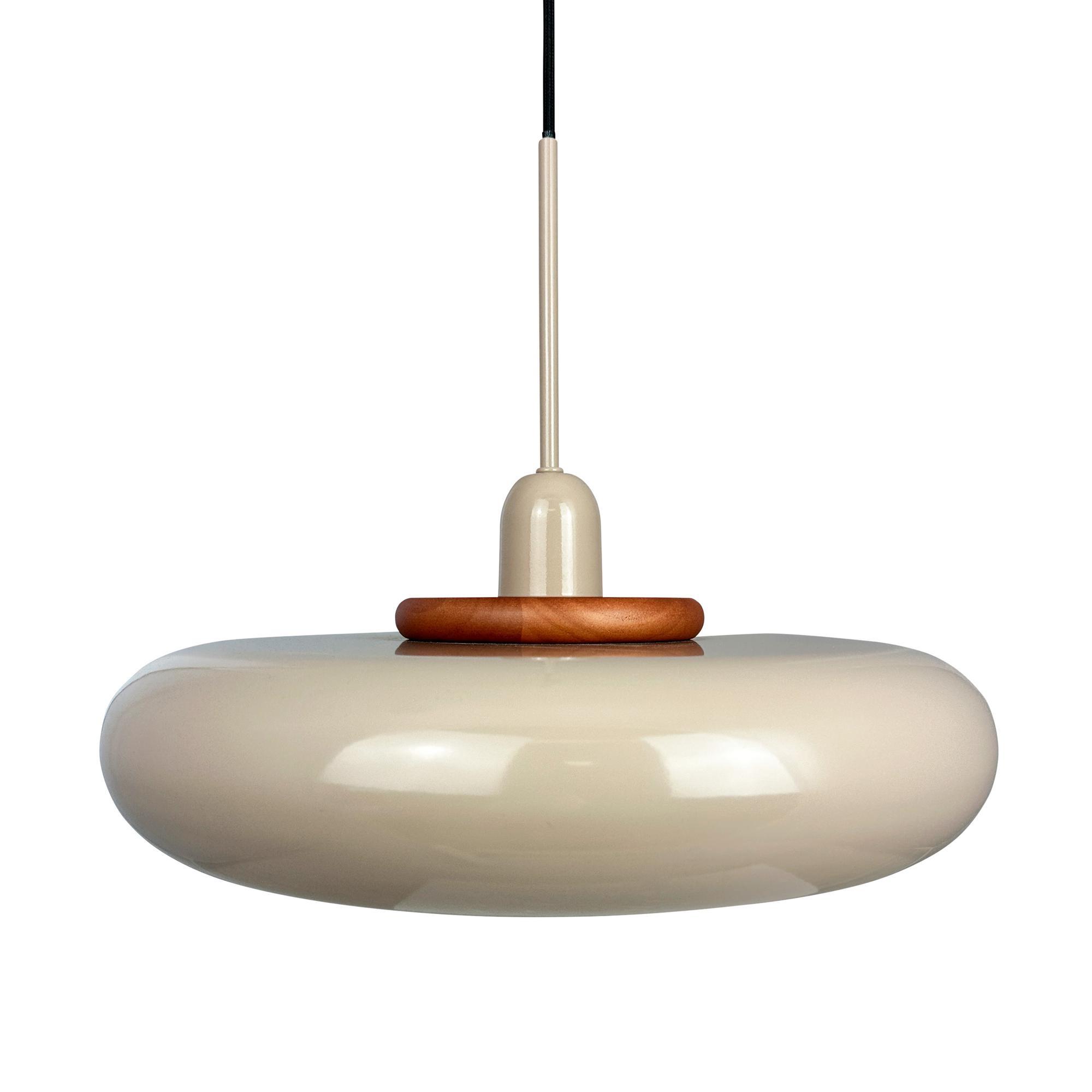 Lampadario Planet Di Dyberg Larsen Con Anello Latte