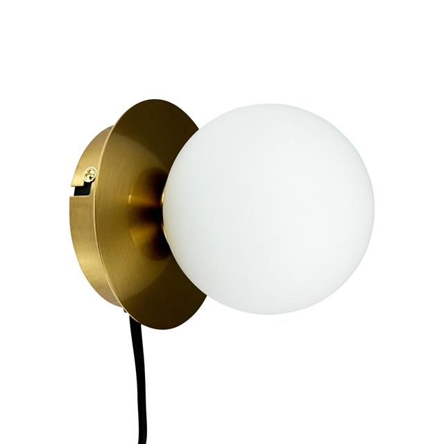 Dyberg Larsen Sia Vegglampe Messing