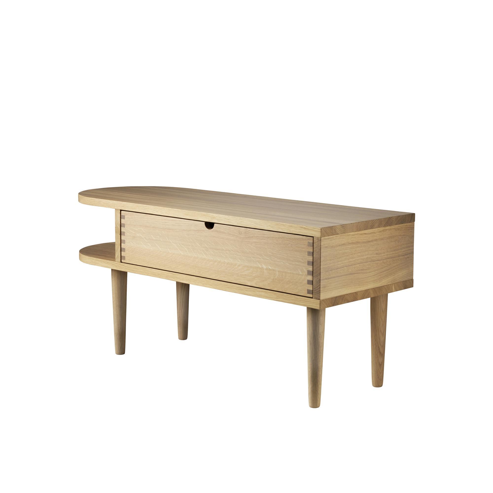 FDB Furniture F24 Radius Penkki 90 cm Lakattu Tammi