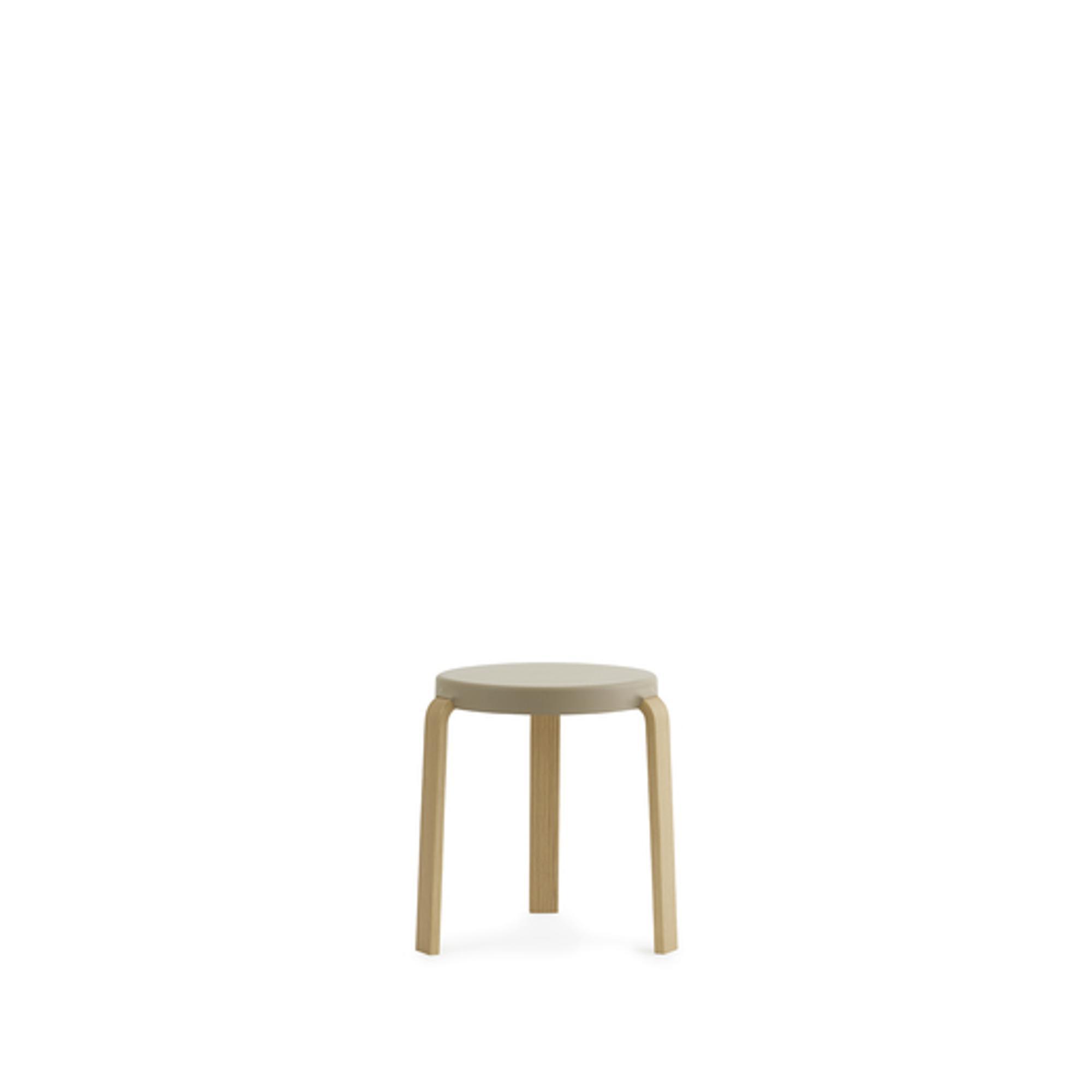 Taburete para Grifo Normann Copenhagen Roble/ Arena