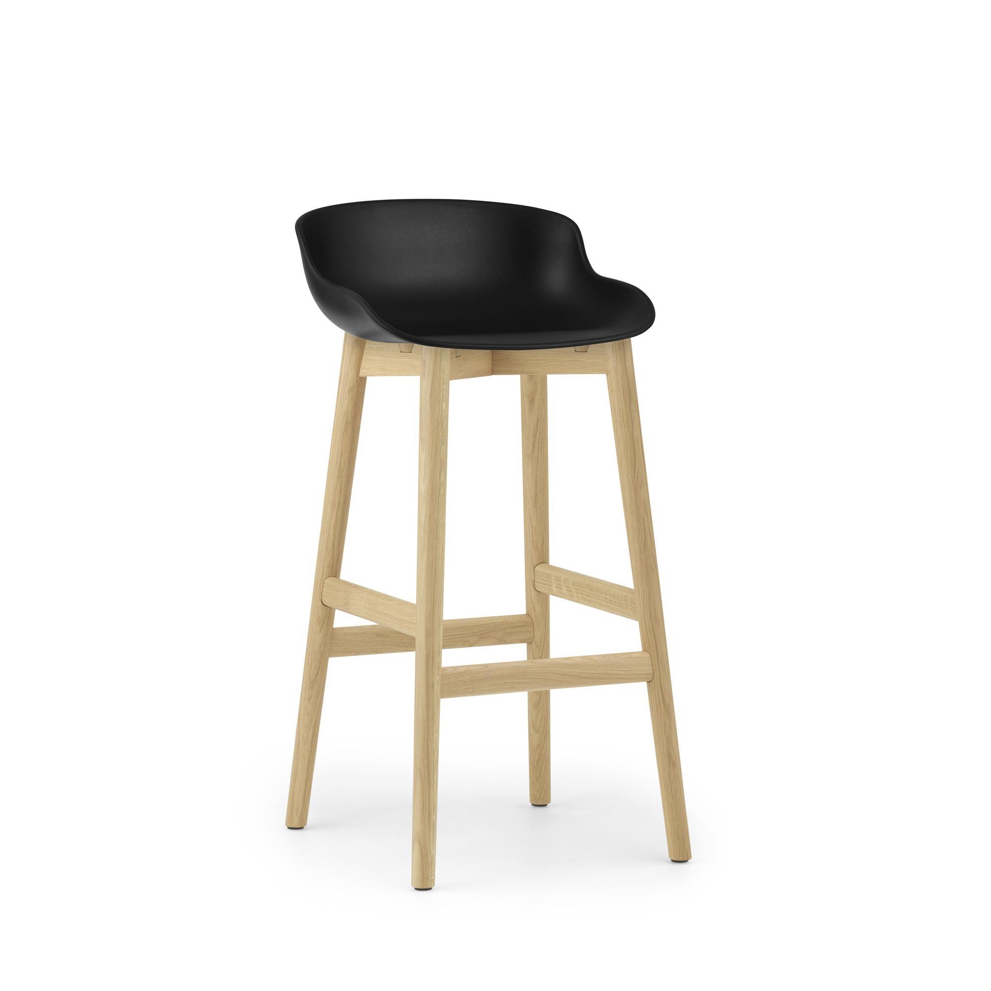 Normann Copenhagen Hyg Barstool H75 tammi/musta