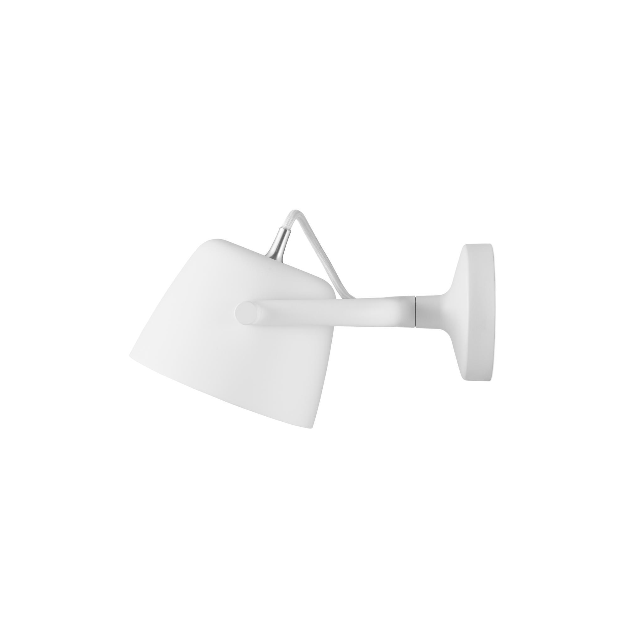 Normann Copenhagen Tub Wall Lamp White