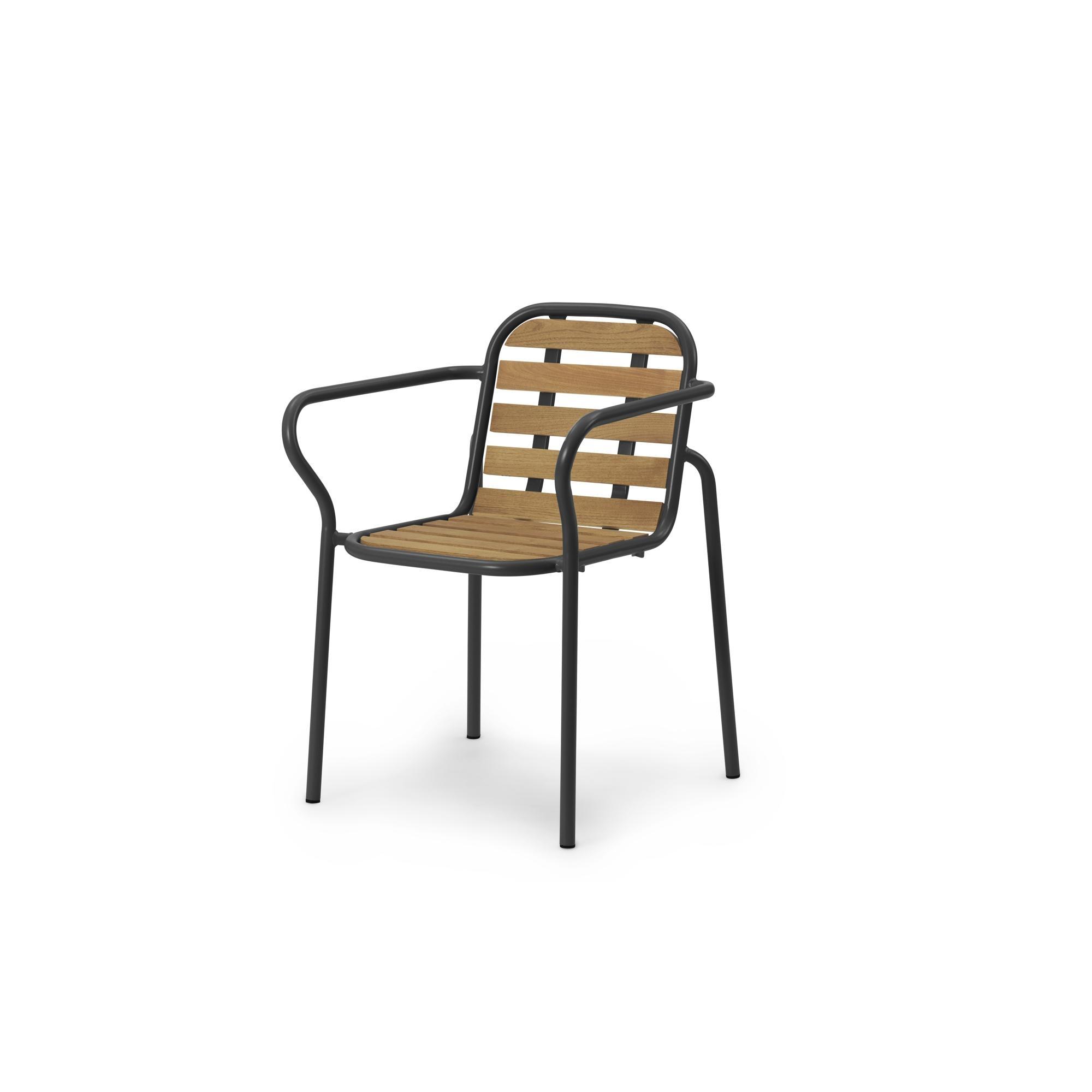 Normann Copenhagen Vig Outdoor tuoli käsinojilla Black/Robinia