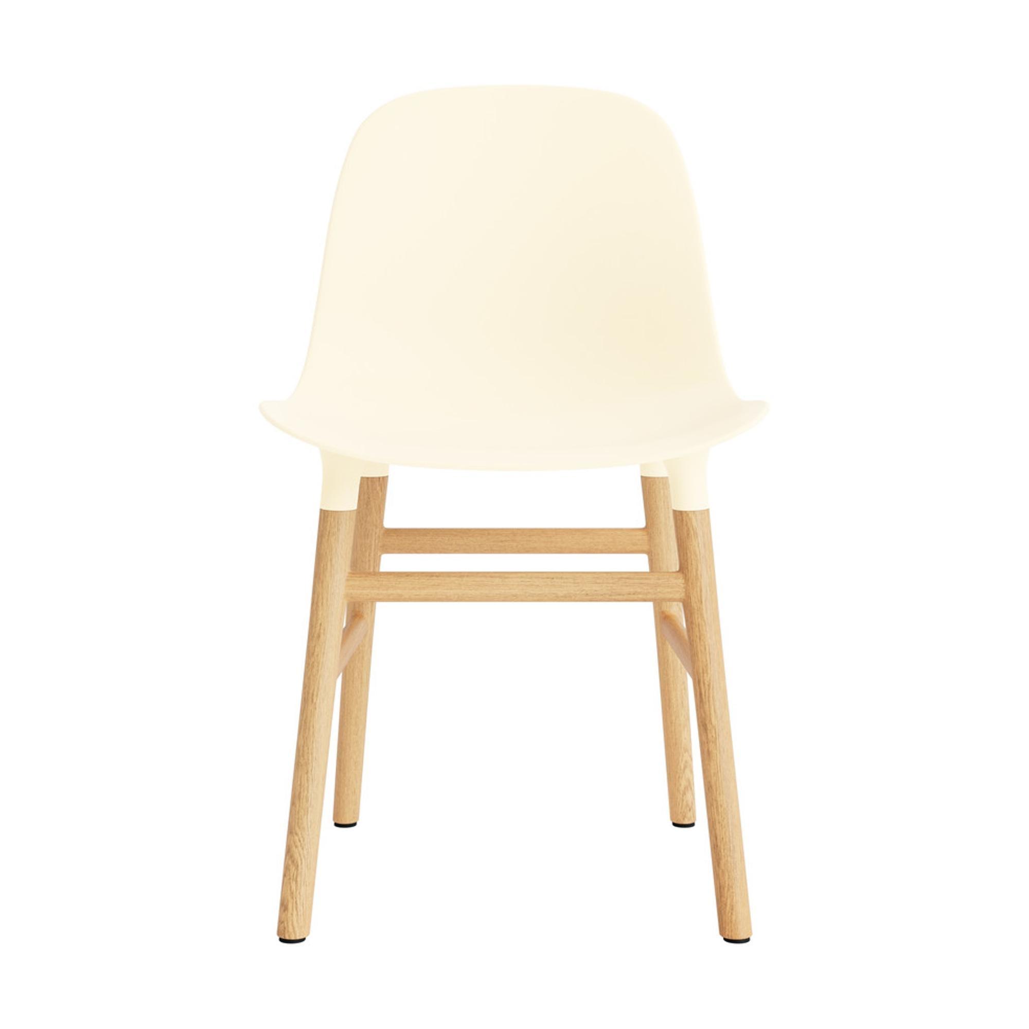 Normann Copenhagen Form Ruokapöydän tuoli Crème/Oak