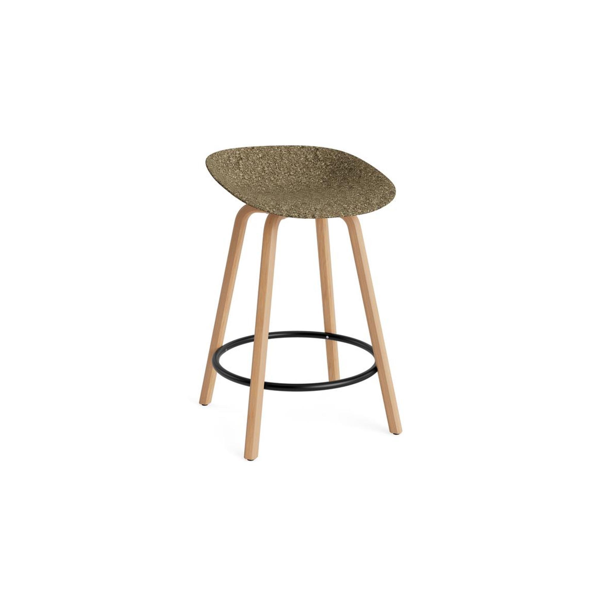 Taburete de bar Normann Copenhagen Mate de 65 cm en madera de haya/ Negro/algas