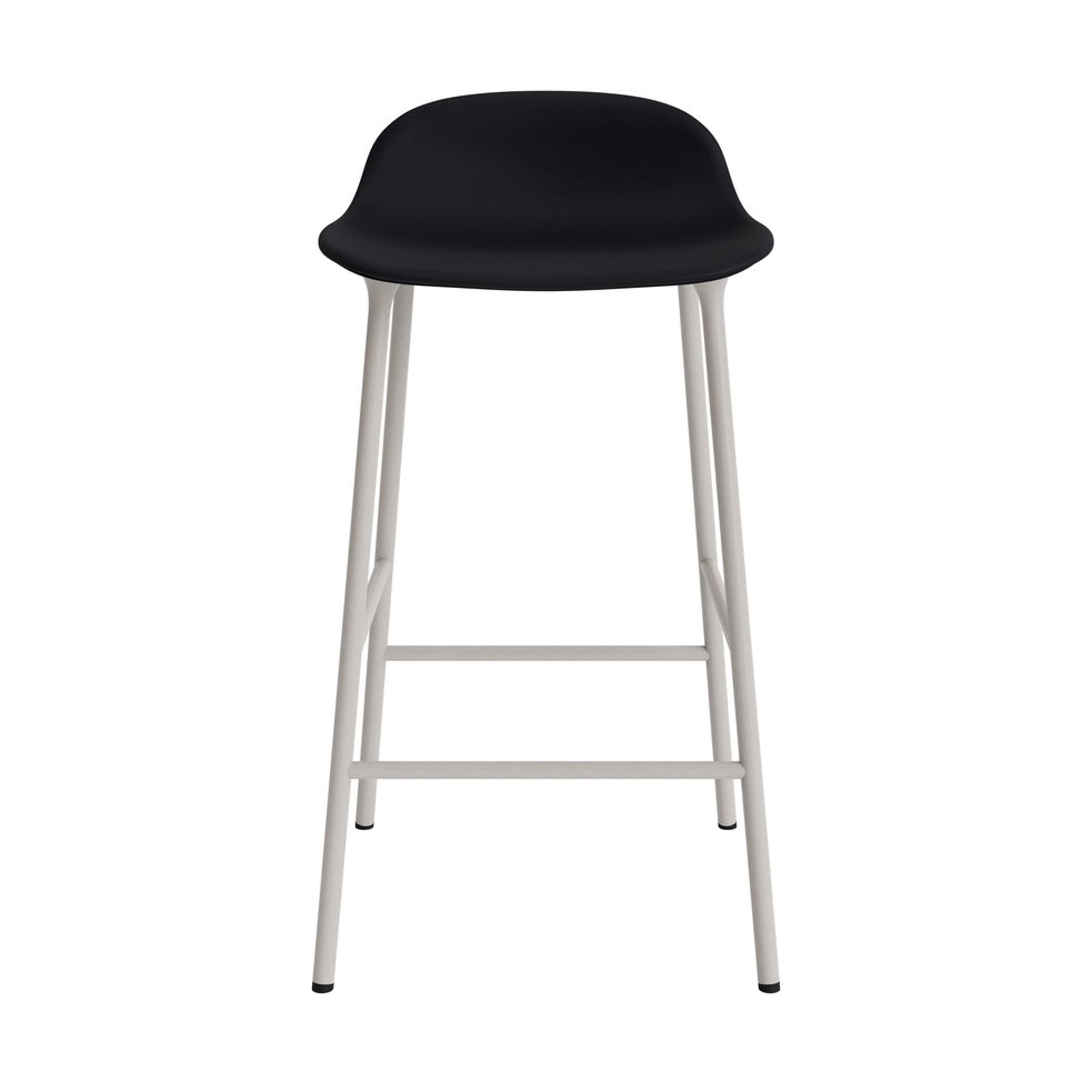 Normann Copenhagen Form Baarijakkara 65 cm Pehmustettu Group 7 Lämmin harmaa/teräs