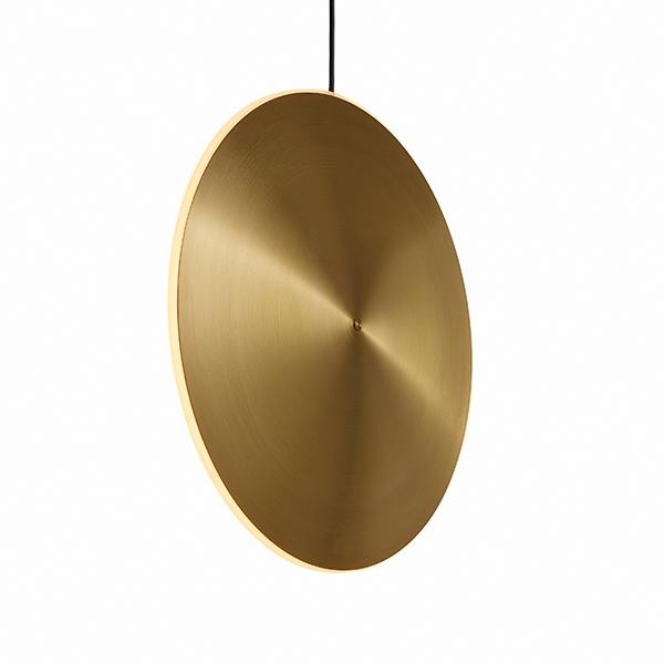 Graypants Chrona Dish 17 Lampadario Verticale in Ottone