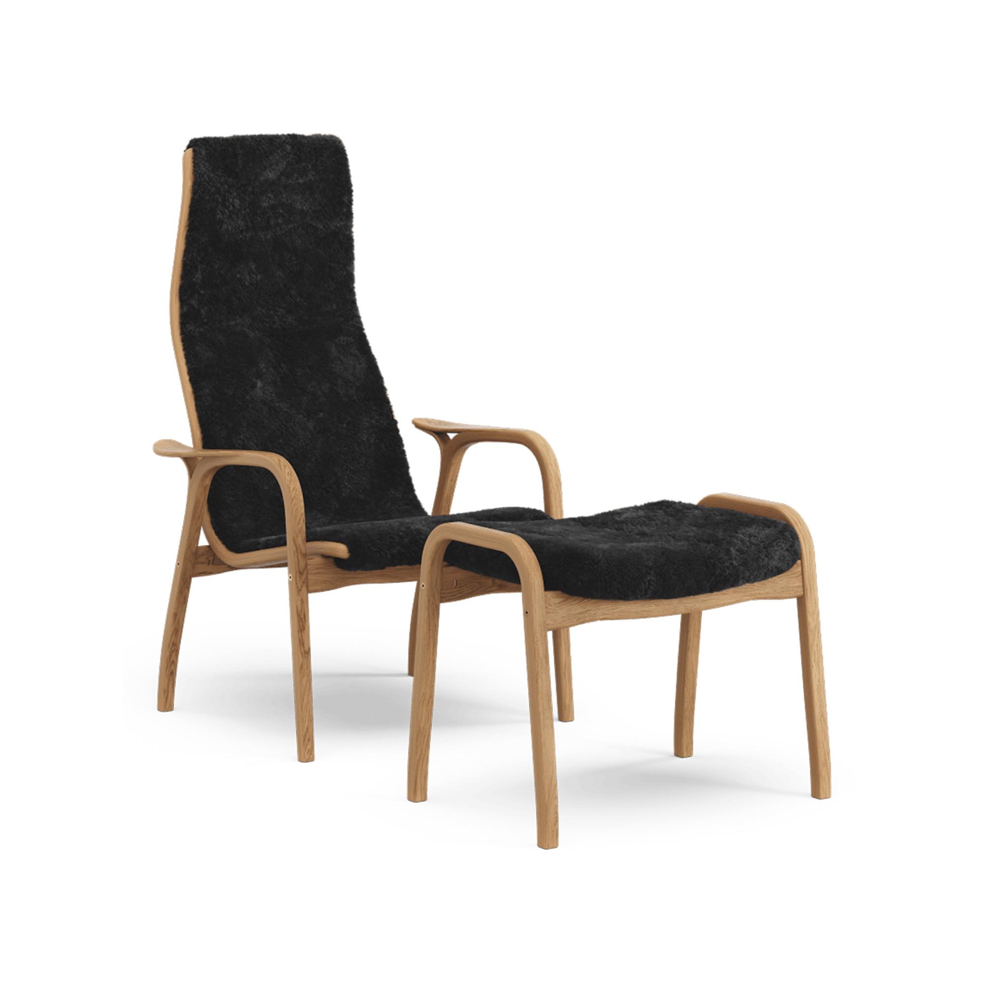 Swedese Lamino Lænestol Med Fodskammel Høj Olieret Sort Fåreskind