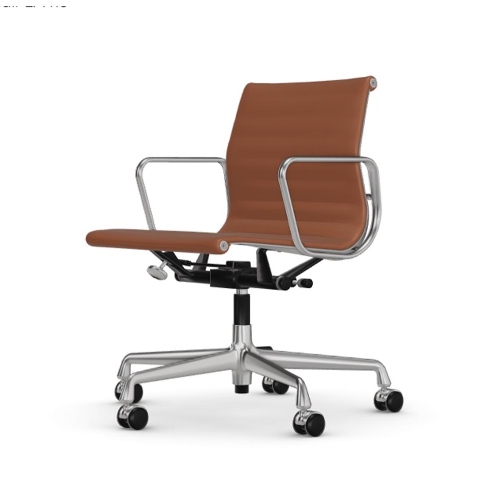 Vitra Aluminum EA 118 Office Chair Cognac Leather & Chrome Frame M