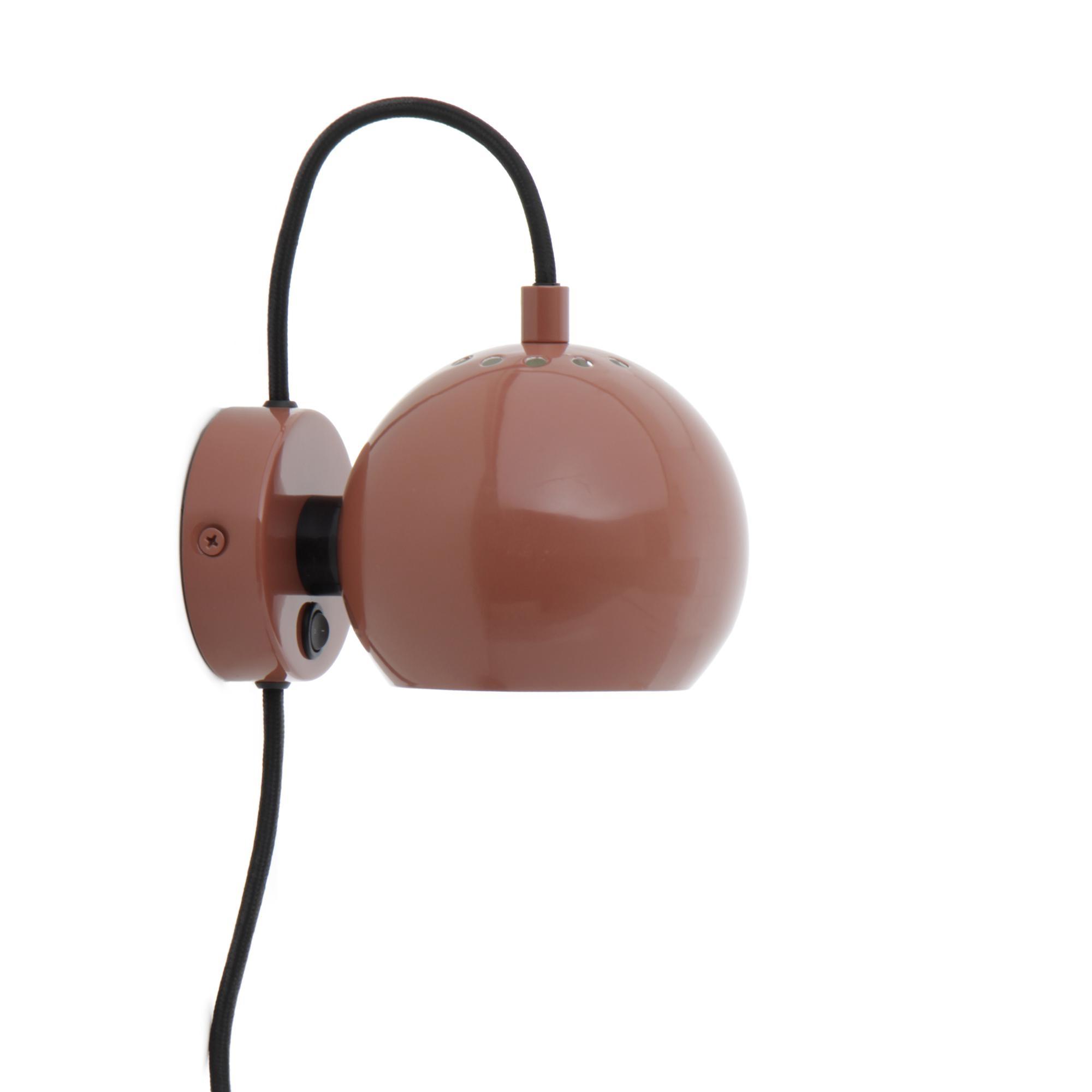 Frandsen Bol Wandlamp Rood