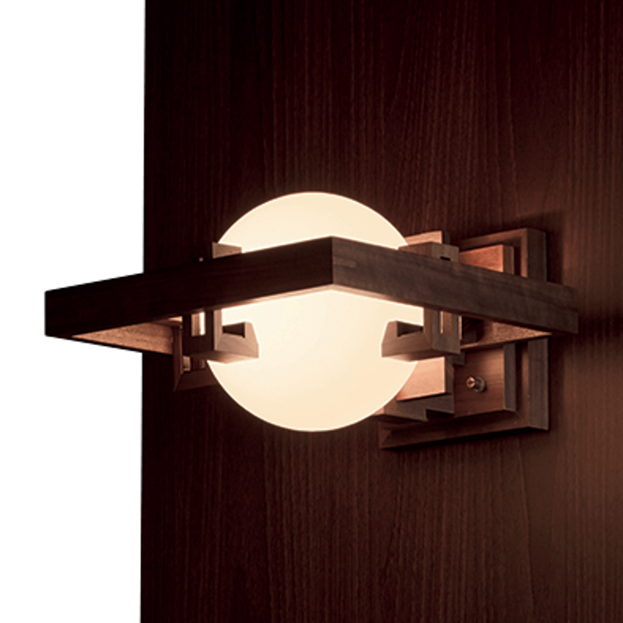 Yamagiwa Robie 1 Wall Lamp Walnut