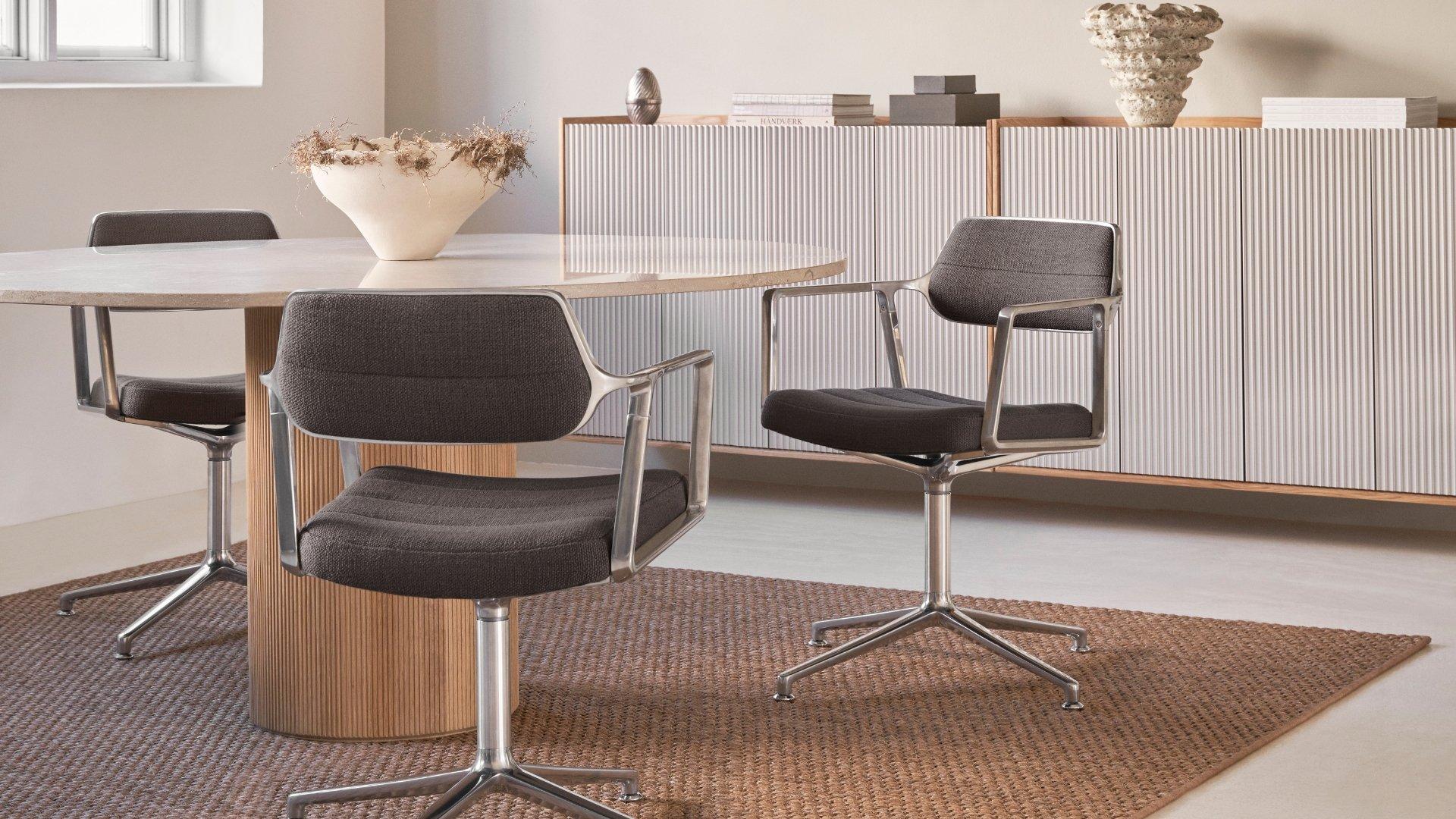 Vipp453 Swivel Chair Special Edition