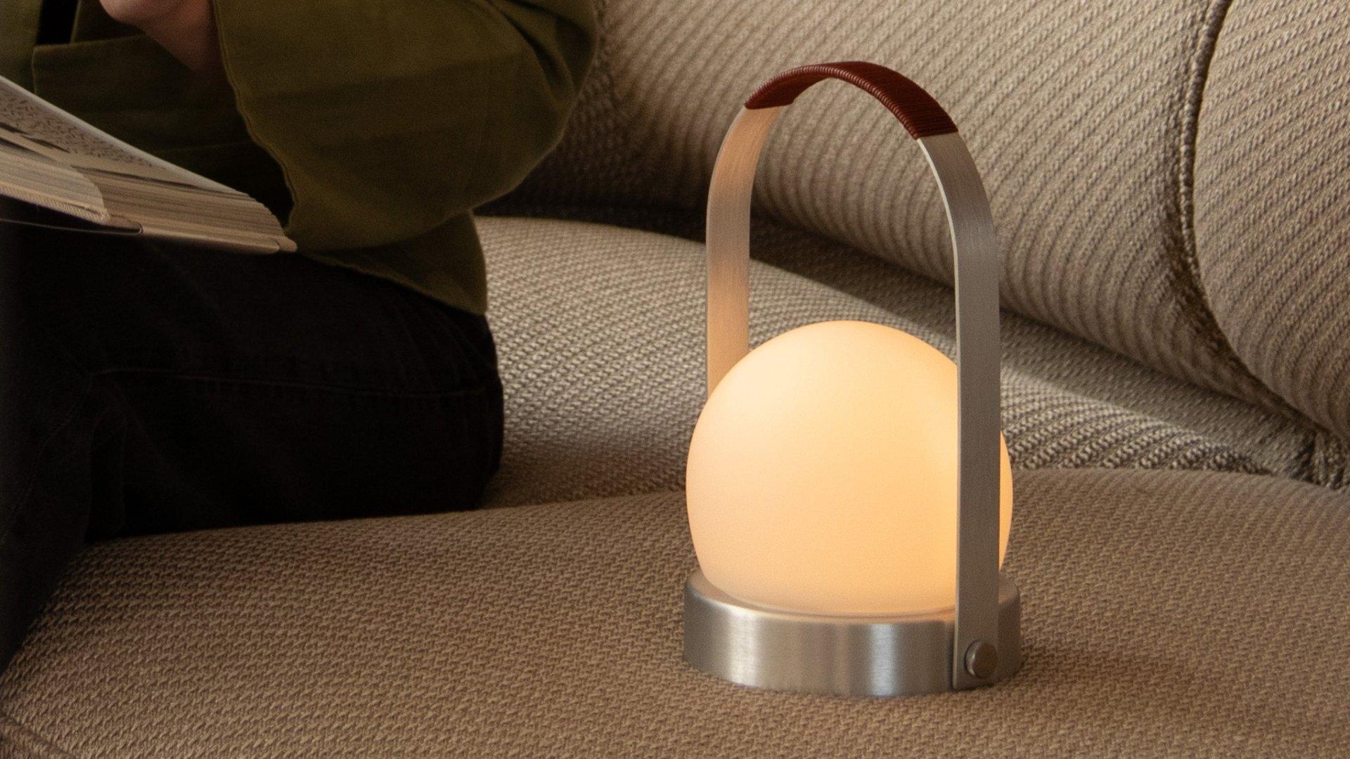 Audo Carrie transportbel lampe jubilæumsudgave