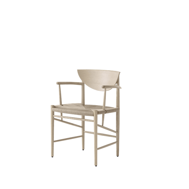 8: &Tradition Drawn HM4 Spisebordsstol med Armlæn Sæbebehandlet Eg