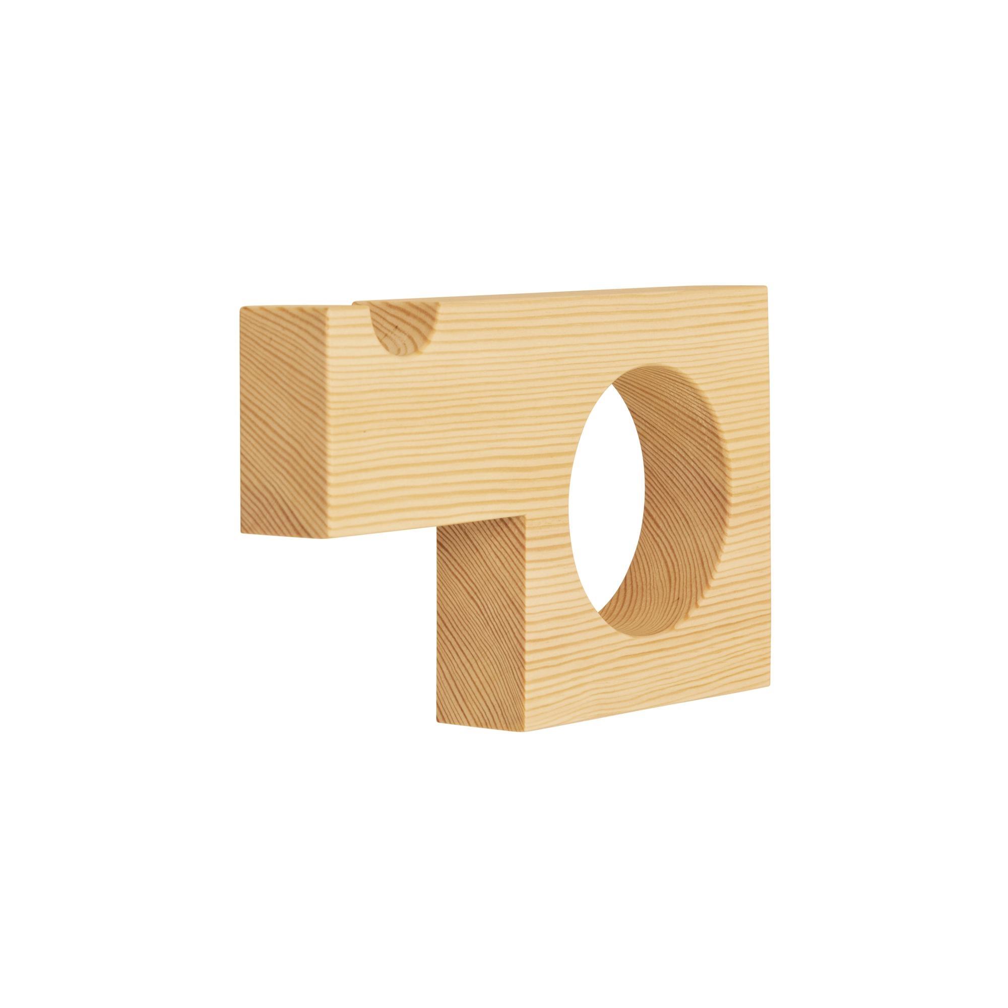 Vaarnii 010 Circle Cut-out Krok Furu