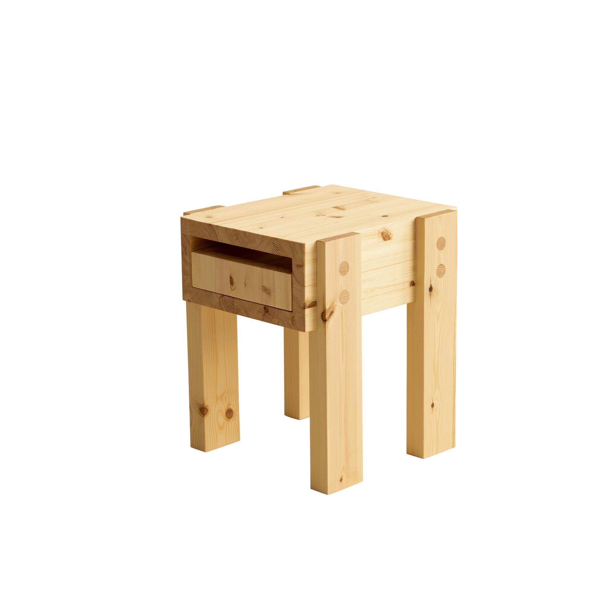 Vaarnii 003 Stilts Side Table Pine