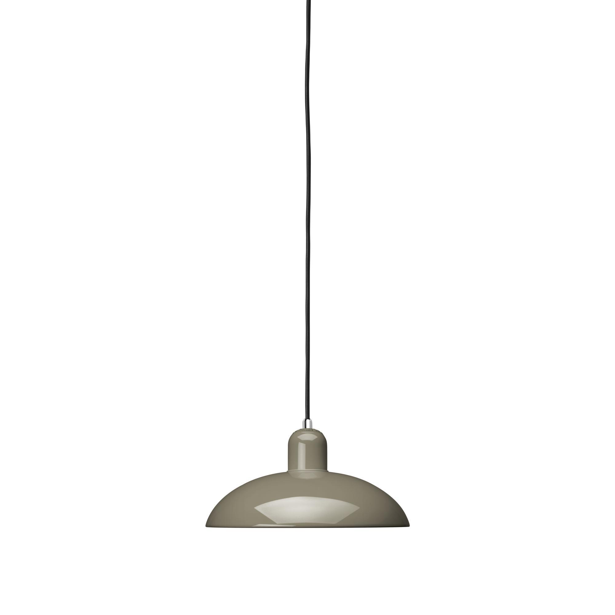 Fritz Hansen Kaiser Idell 6631-P Suspension Vert Olive