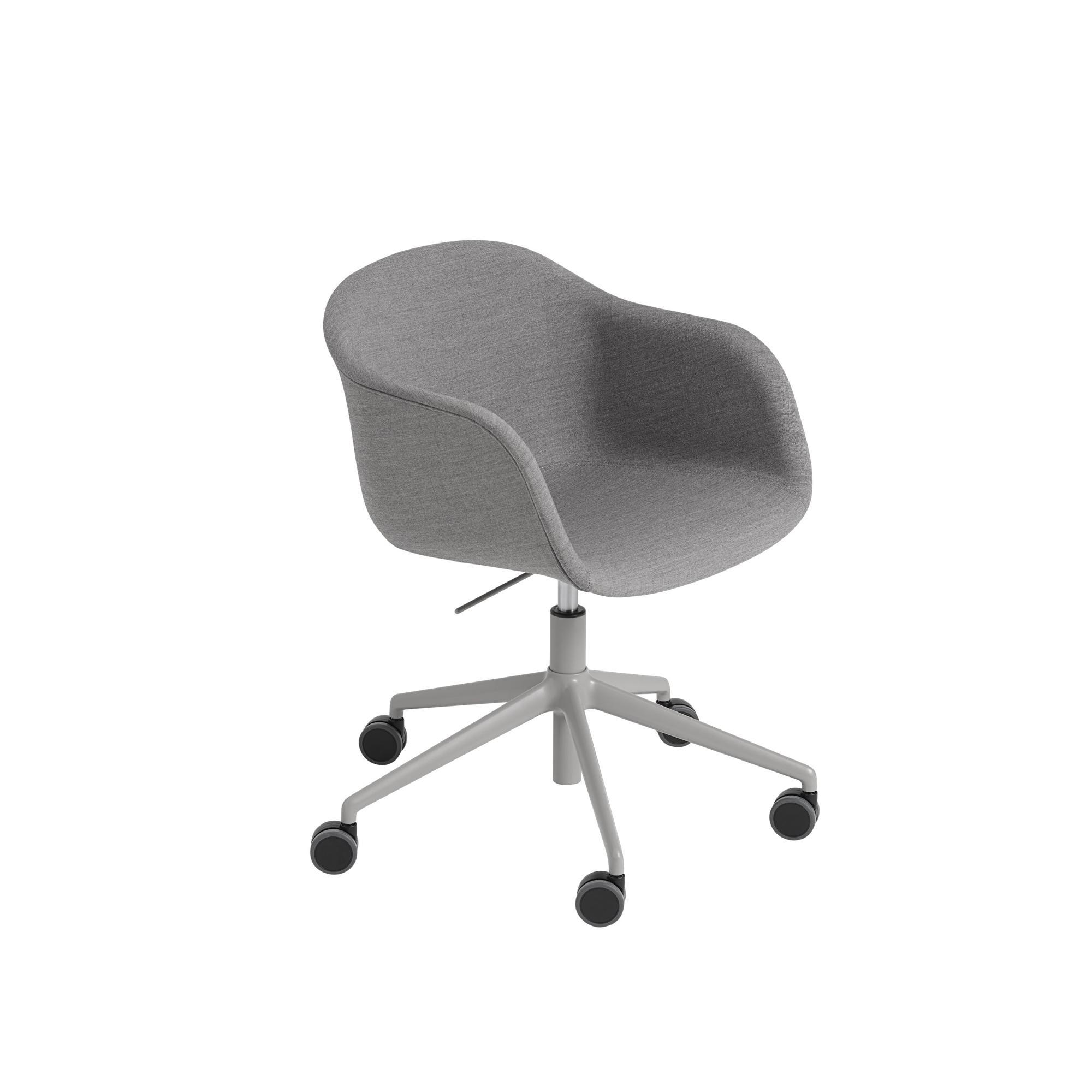 Muuto Fiber Dining Chair with Armrest Swivel Base and Wheels Upholstered Remix 133/ Gray