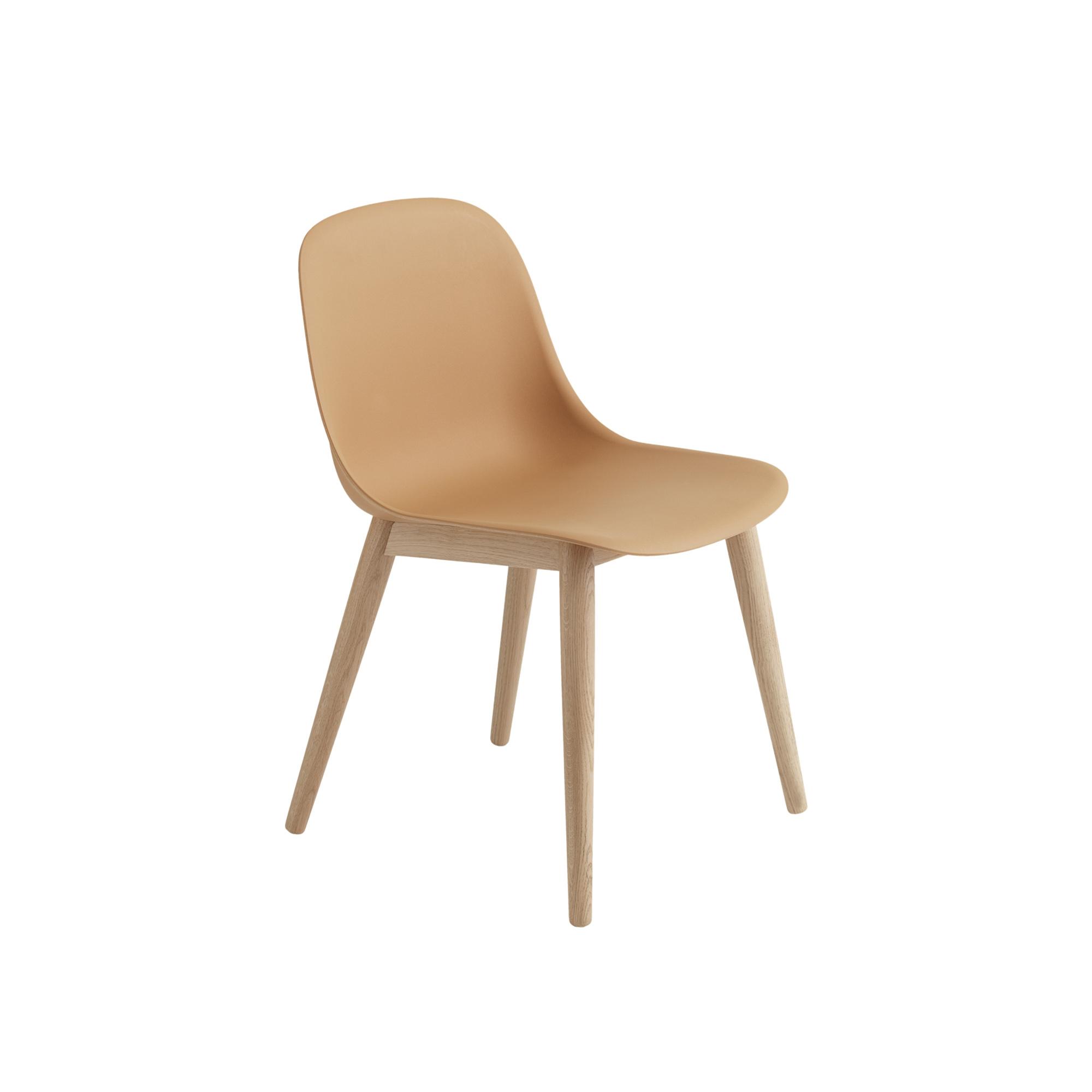 Muuto Fiber Dining Chair w. Wood Base Ocher/Oak