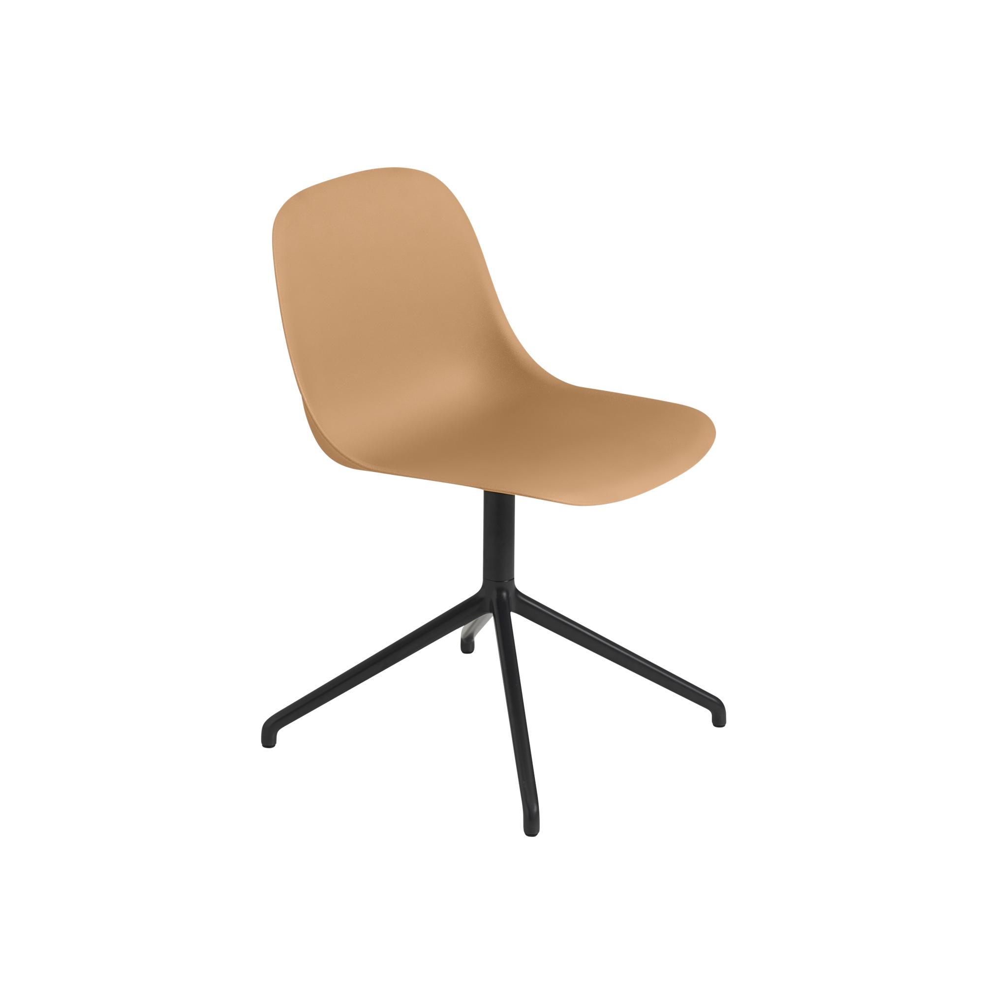 Muuto Fiber Dining Chair w. Swivel Base Ocher/Black