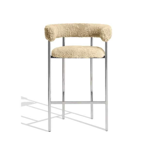 Møbel Copenhagen Font Barstol Med Armlæn Sheepskin Honey Poleret Stål Stel