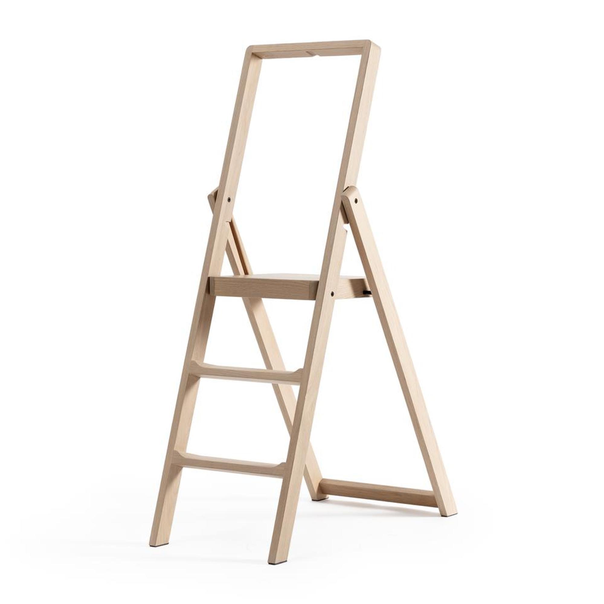Escalera de Roble Claro de Design House Stockholm