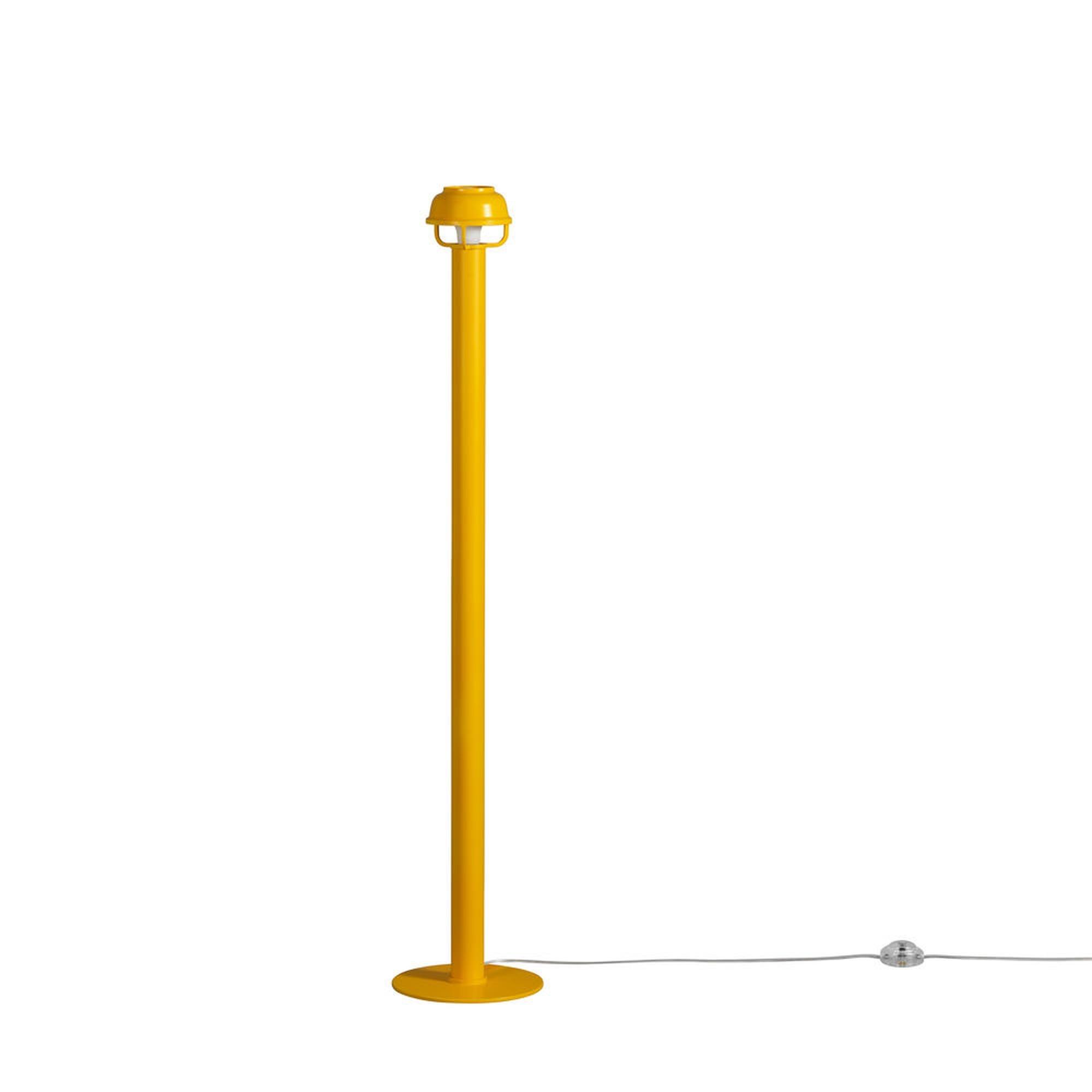 artek Kori -lattiavalaisin, oranssi