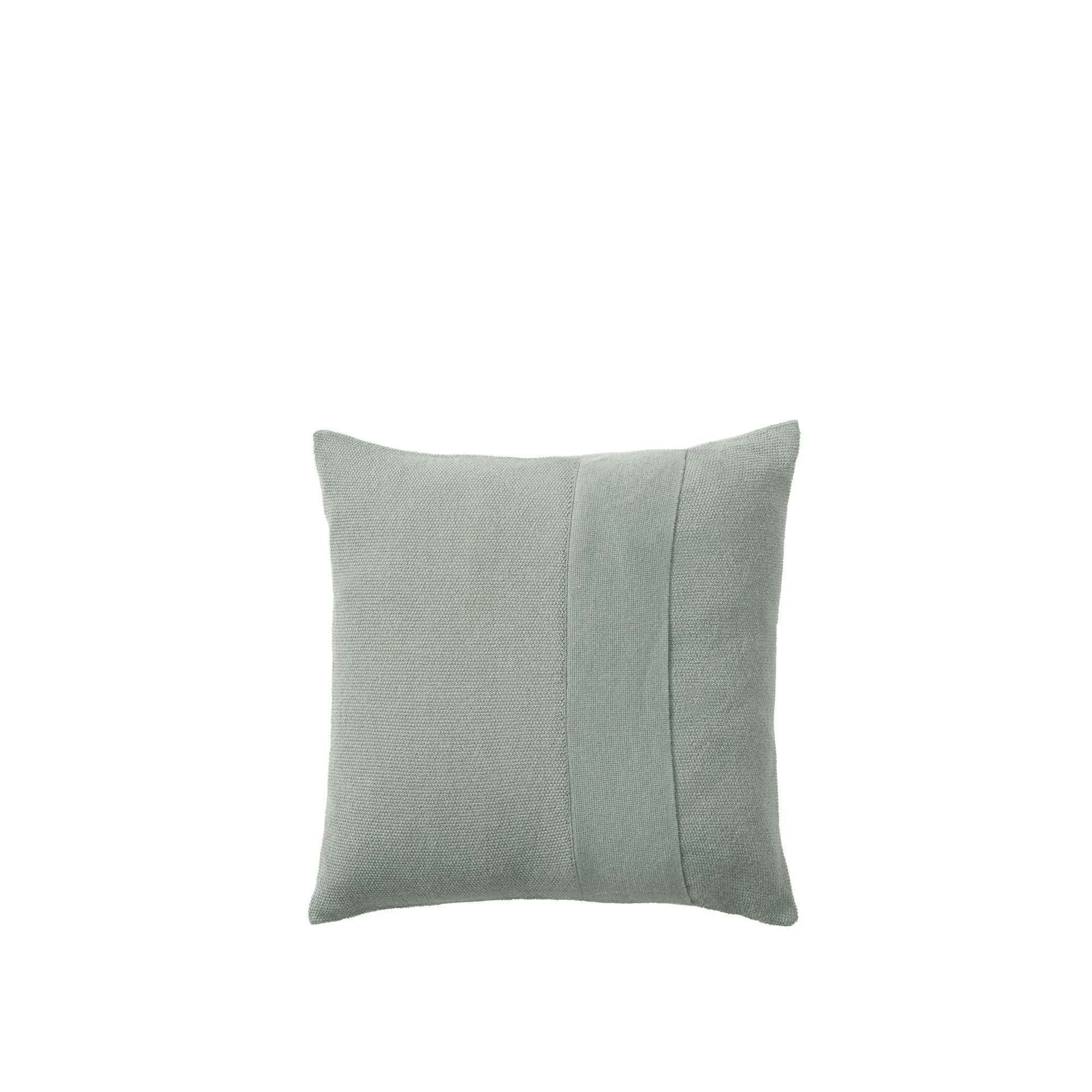 Muuto Layer Kissen 50 x 50 cm Salbeigrün