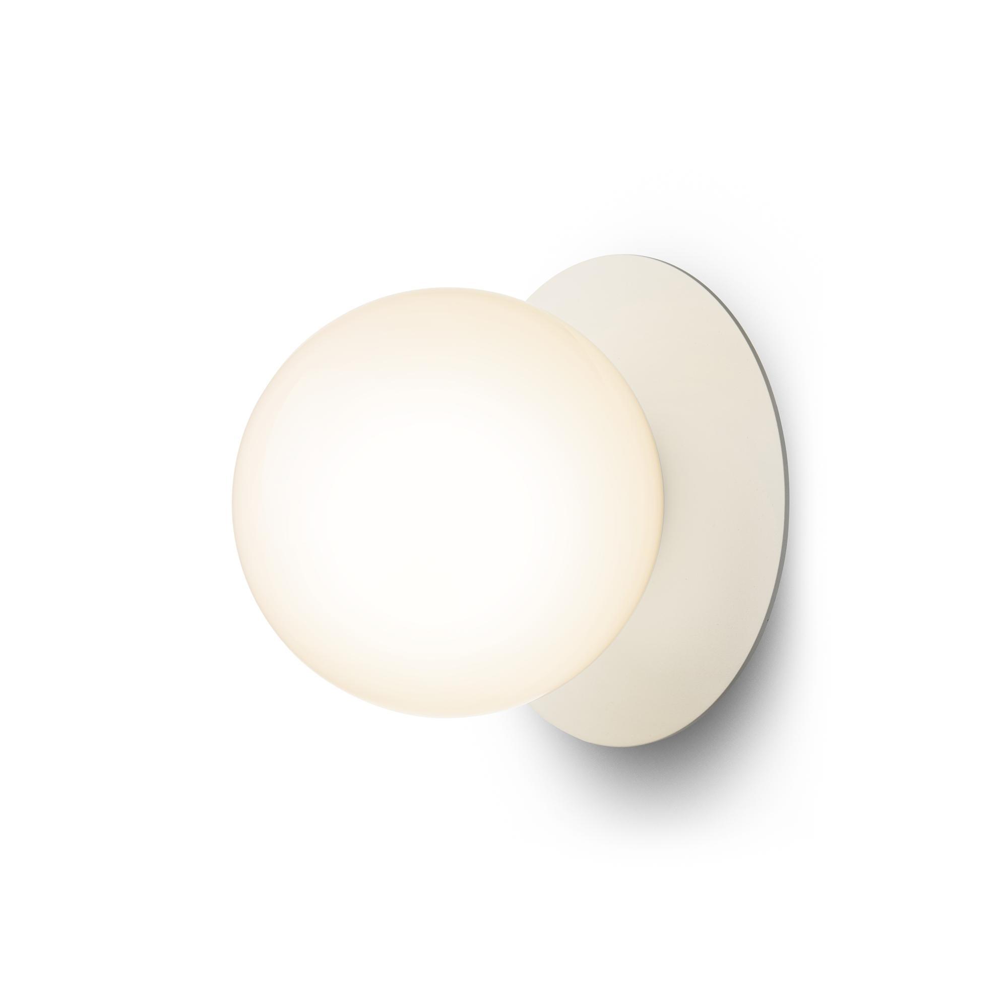 Nuura Liila 1 Limited Edition Wall lamp Medium Beige/Opal