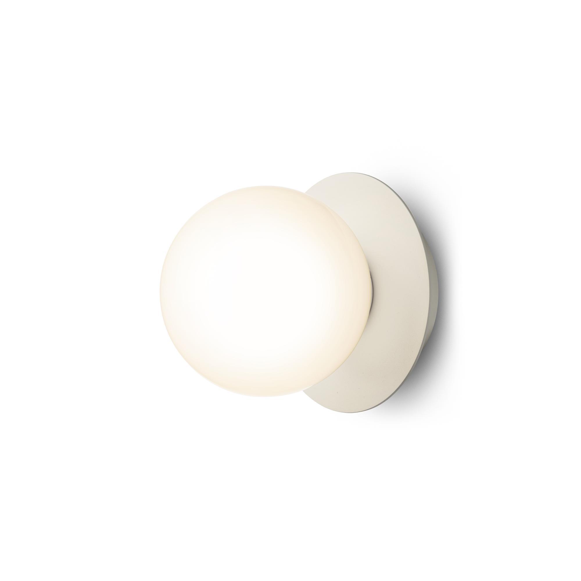 Nuura Liila 1 Limited Edition Wall lamp Small Beige/Opal