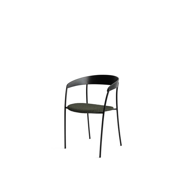 New Works Missing Spisebordsstol med Armlæn Sort Eg/Barnum Pine