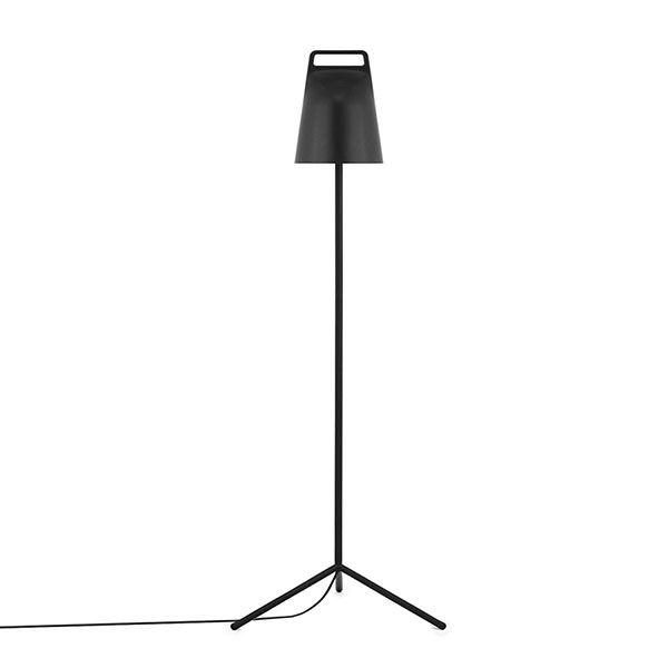 Normann Copenhagen Stage Lampa stojąca Czarna