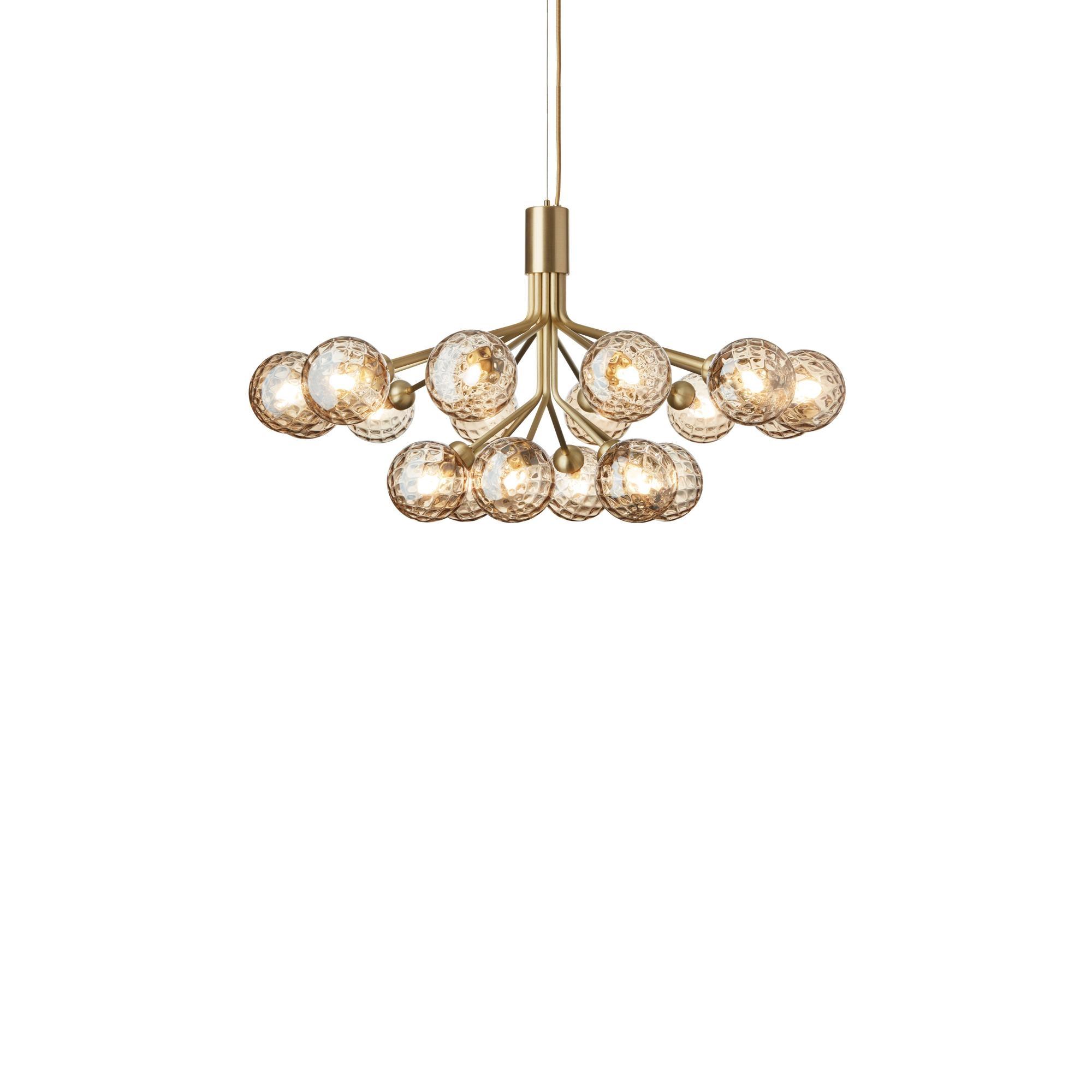 Nuura Apiales 18 Lysekrone Børstet Messing/Optic Gold