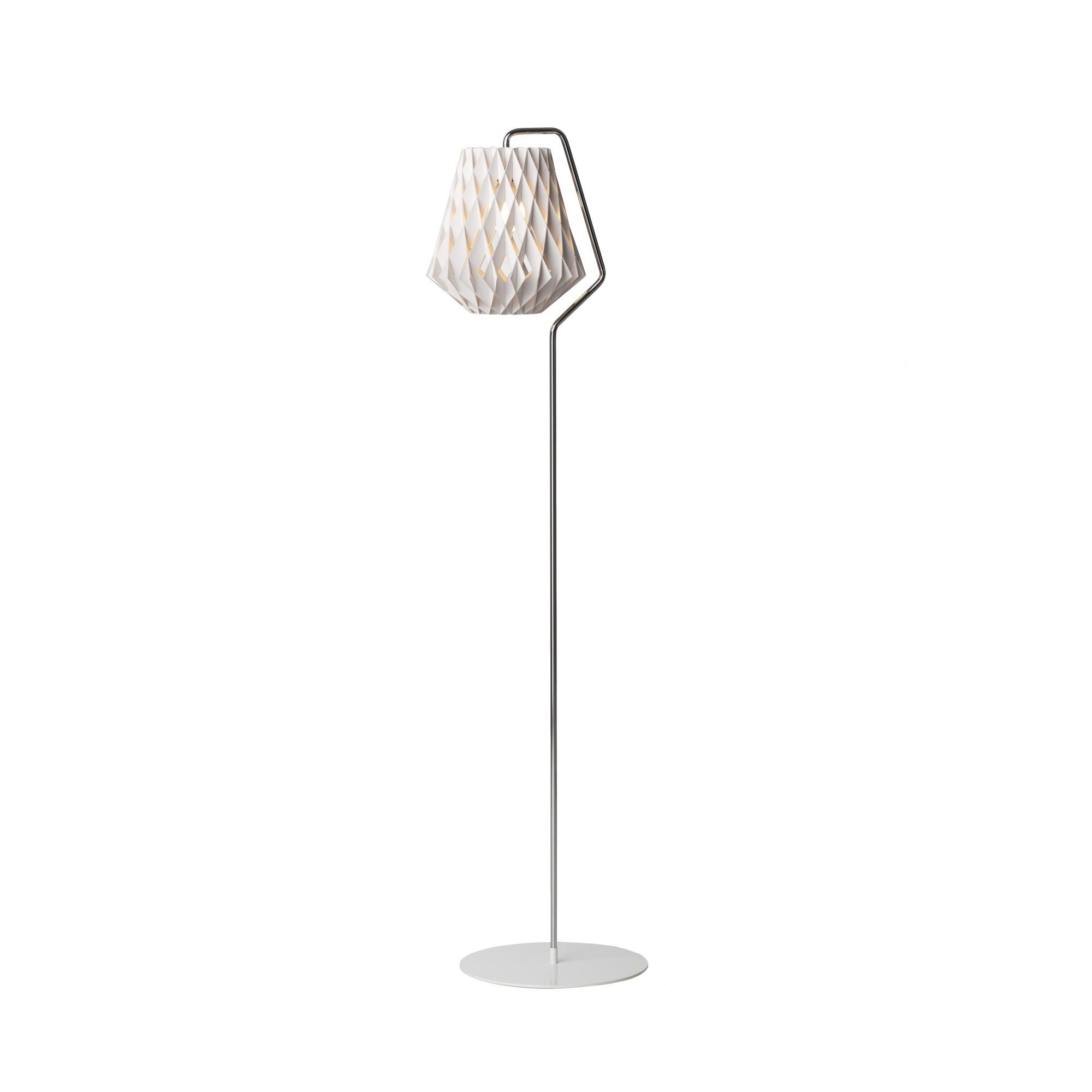 Pilke Signature 28 Floor Lamp White